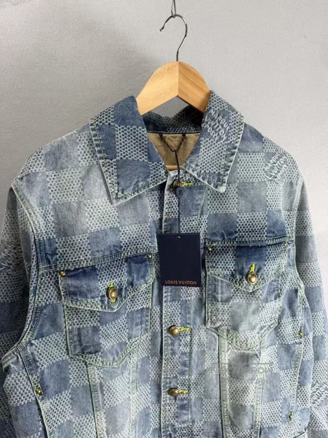 Louis Vuitton louis vuitton checkered denim jacket size 48. Size US L / EU 52-54 / 3 - 2 Thumbnail
