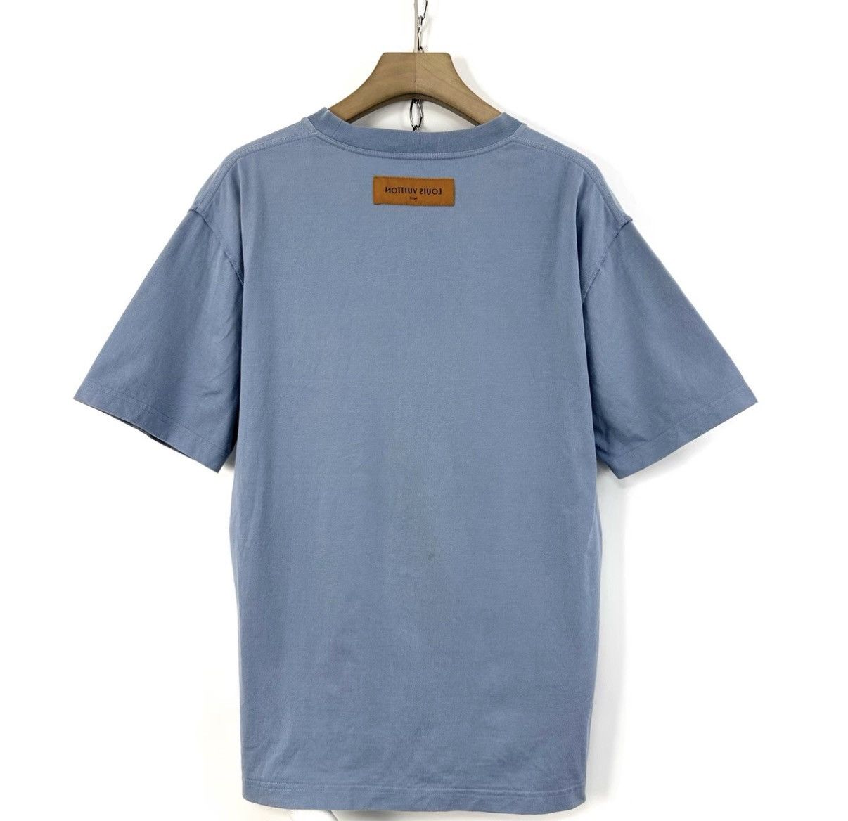 Louis Vuitton Louis Vuitton LV Blue Embossed Logo T-shirt K12 Size US XL / EU 56 / 4 - 2 Thumbnail