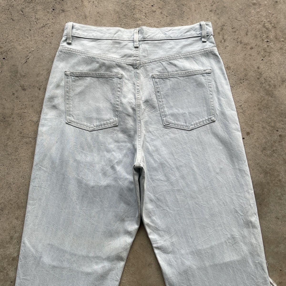 Japanese Brand Japanese GU Distressed Faded Light Wash Jeans Pants THRASHED Size US 32 / EU 48 - 8 Thumbnail