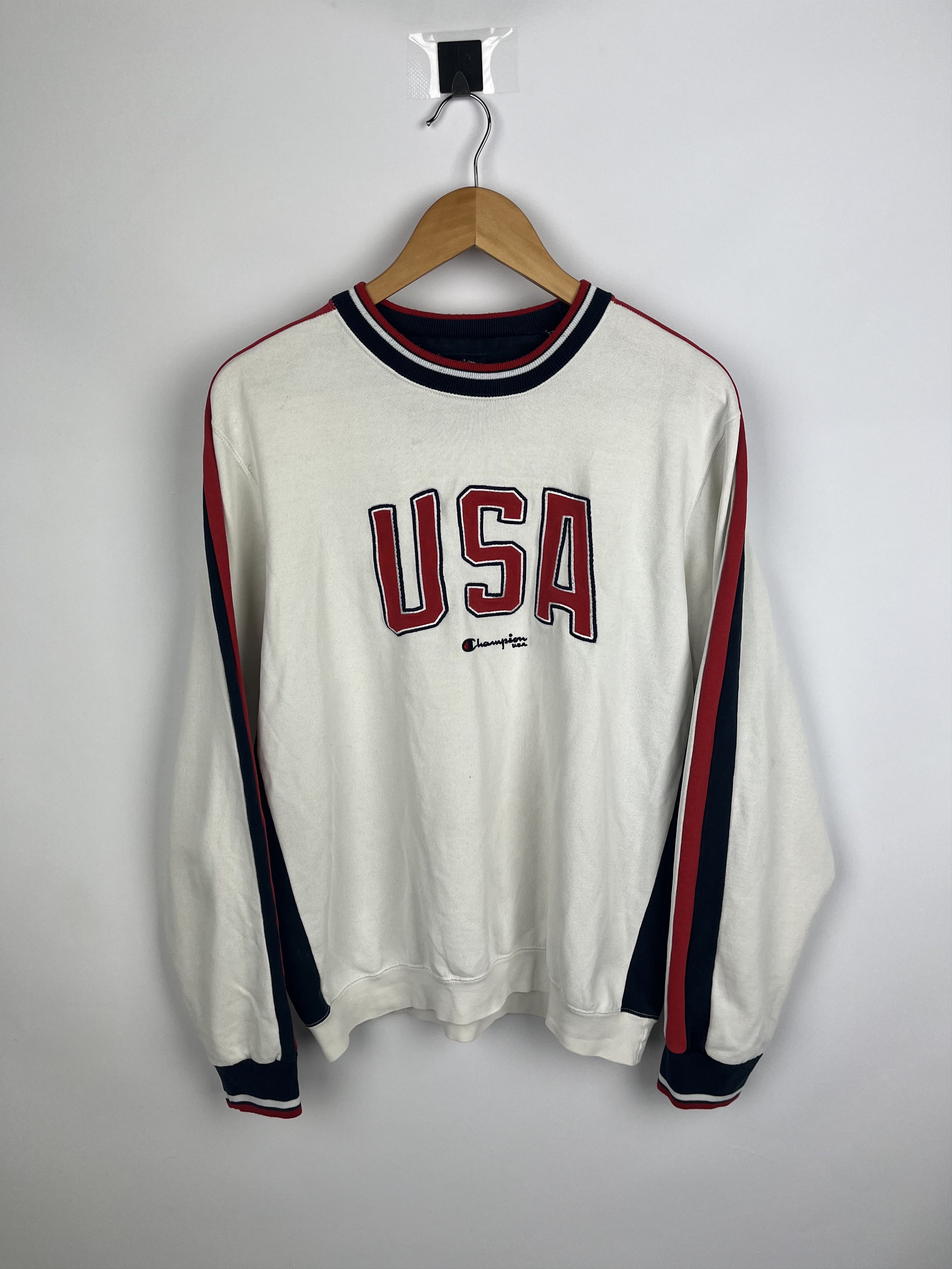 Champion Champion USA Vintage Sweatshirt Size Medium Size US M / EU 48-50 / 2 - 1 Thumbnail