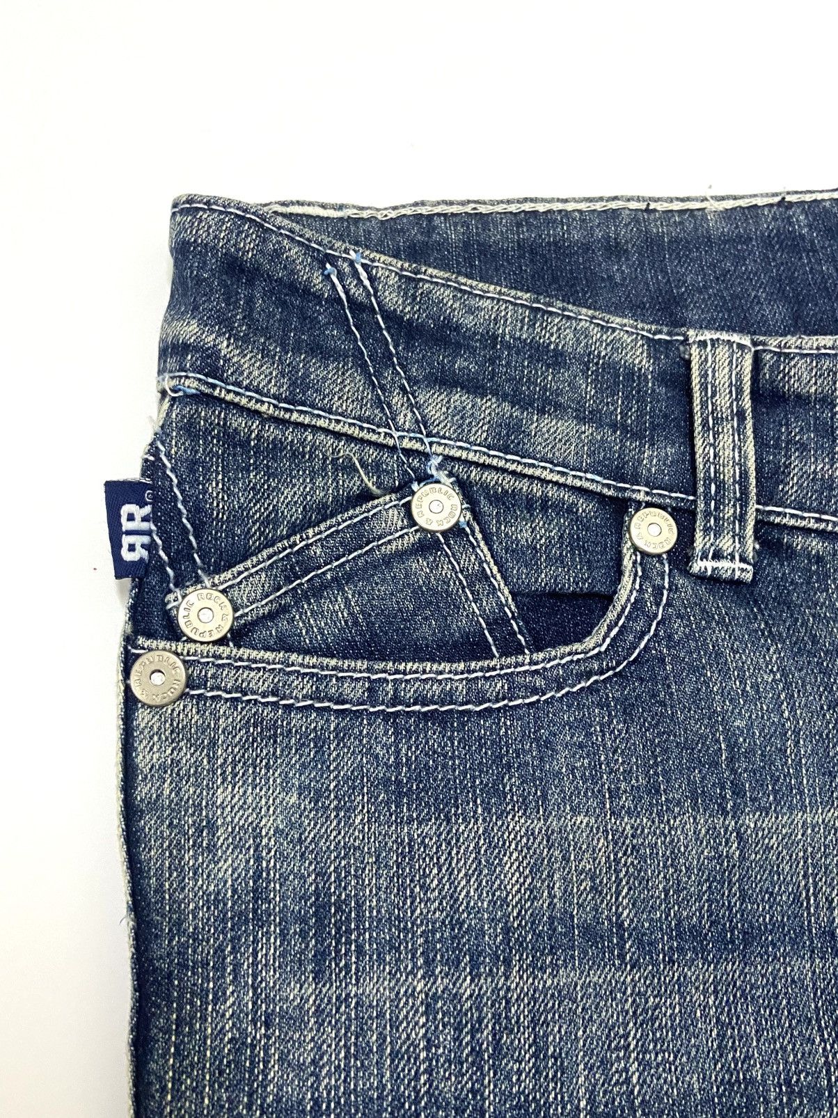 Victoria Beckham VICTORIA BECKHAM ROCK N REPUBLIC FLARE JEANS Size 28" / US 6 / IT 42 - 13 Thumbnail