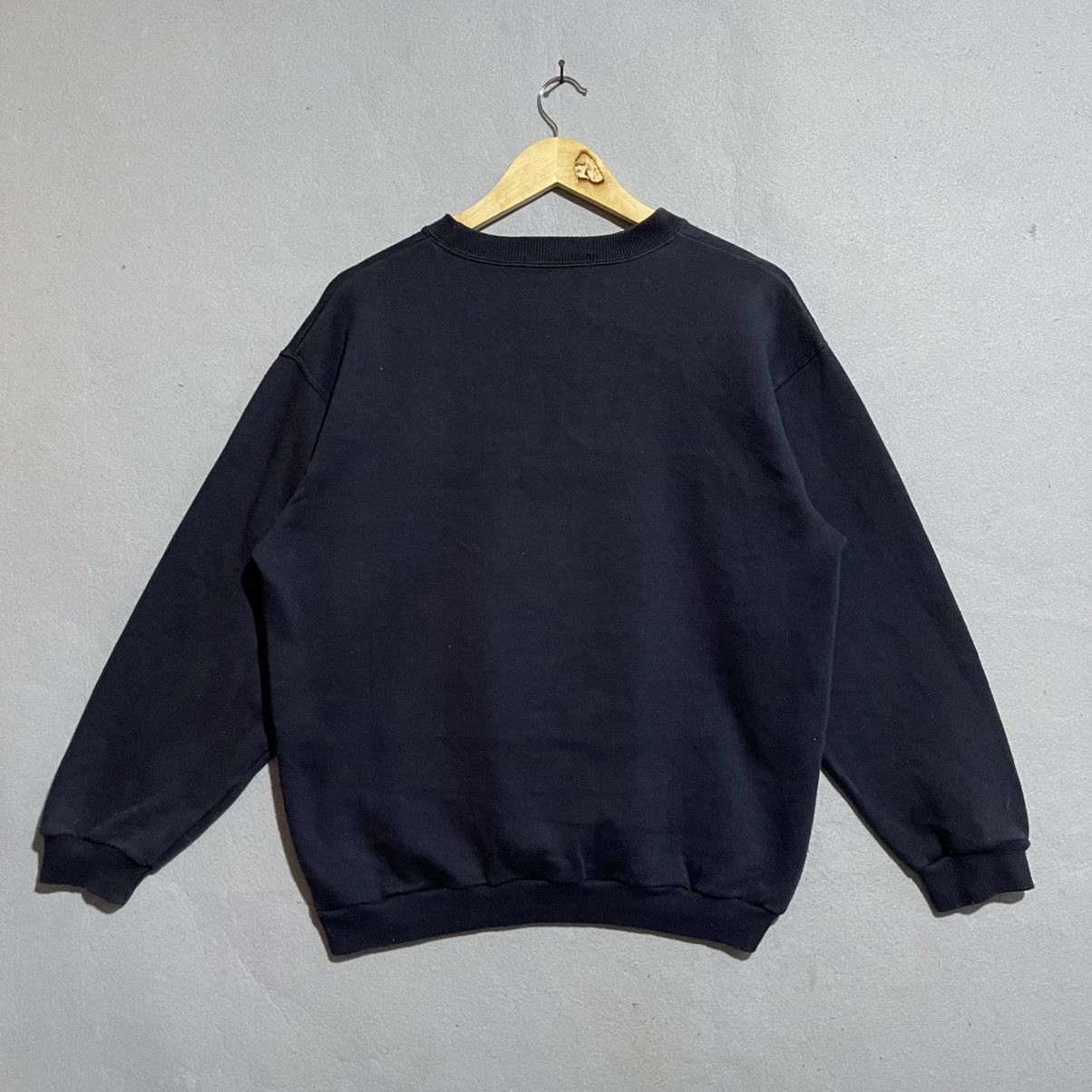 Pierre Balmain Vintage 90s Pierre Balmain Paris Logo Sweatshirt Navy Size US L / EU 52-54 / 3 - 6 Thumbnail