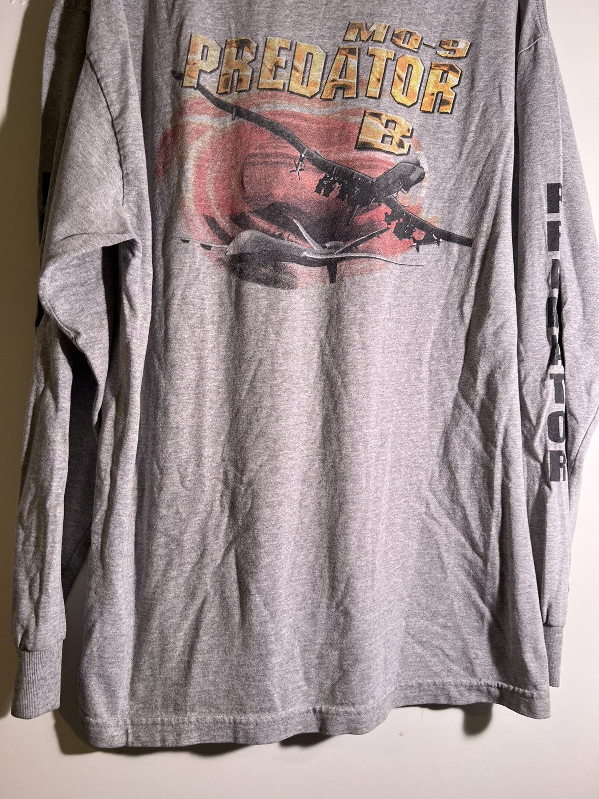 Vintage 90’s 2000’s Y2K VTG Vintage Predator B Military Airplane Tee Size US XL / EU 56 / 4 - 3 Thumbnail