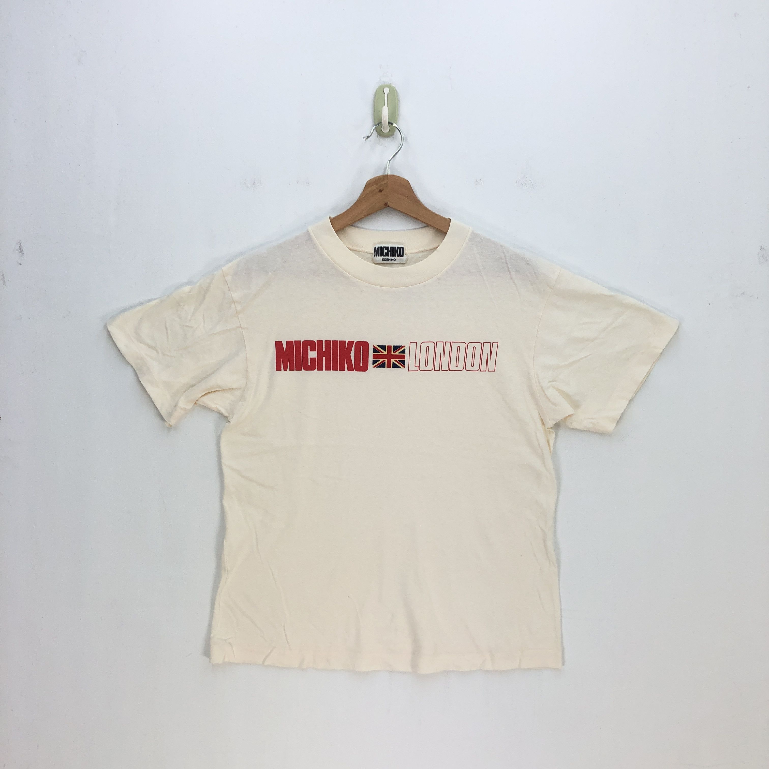 Japanese Brand Vintage Y2K Michiko London T Shirt Michiko Crewneck Tees Size US M / EU 48-50 / 2 - 1 Thumbnail