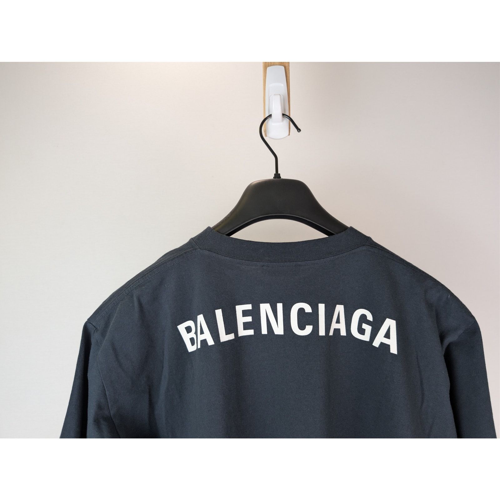 Balenciaga o1rshd1 Light Jersey Balenciaga Logo Top T-Shirt Washed Navy Size US M / EU 48-50 / 2 - 11 Thumbnail