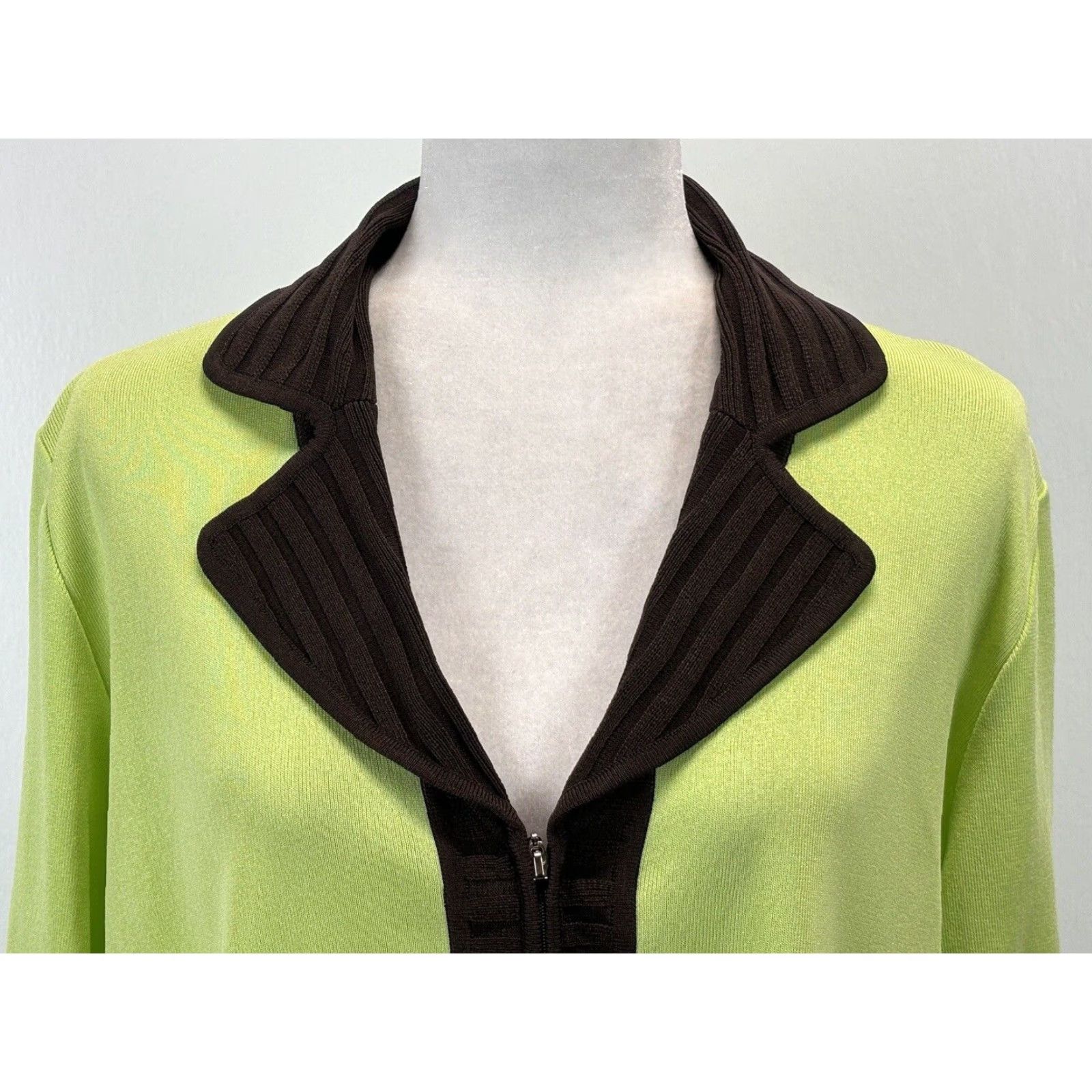 Vintage Exclusively Misook Women's Large Green Ribbed V-Neck Cardigan Acrylic Knit Size L / US 10 / IT 46 - 5 Thumbnail