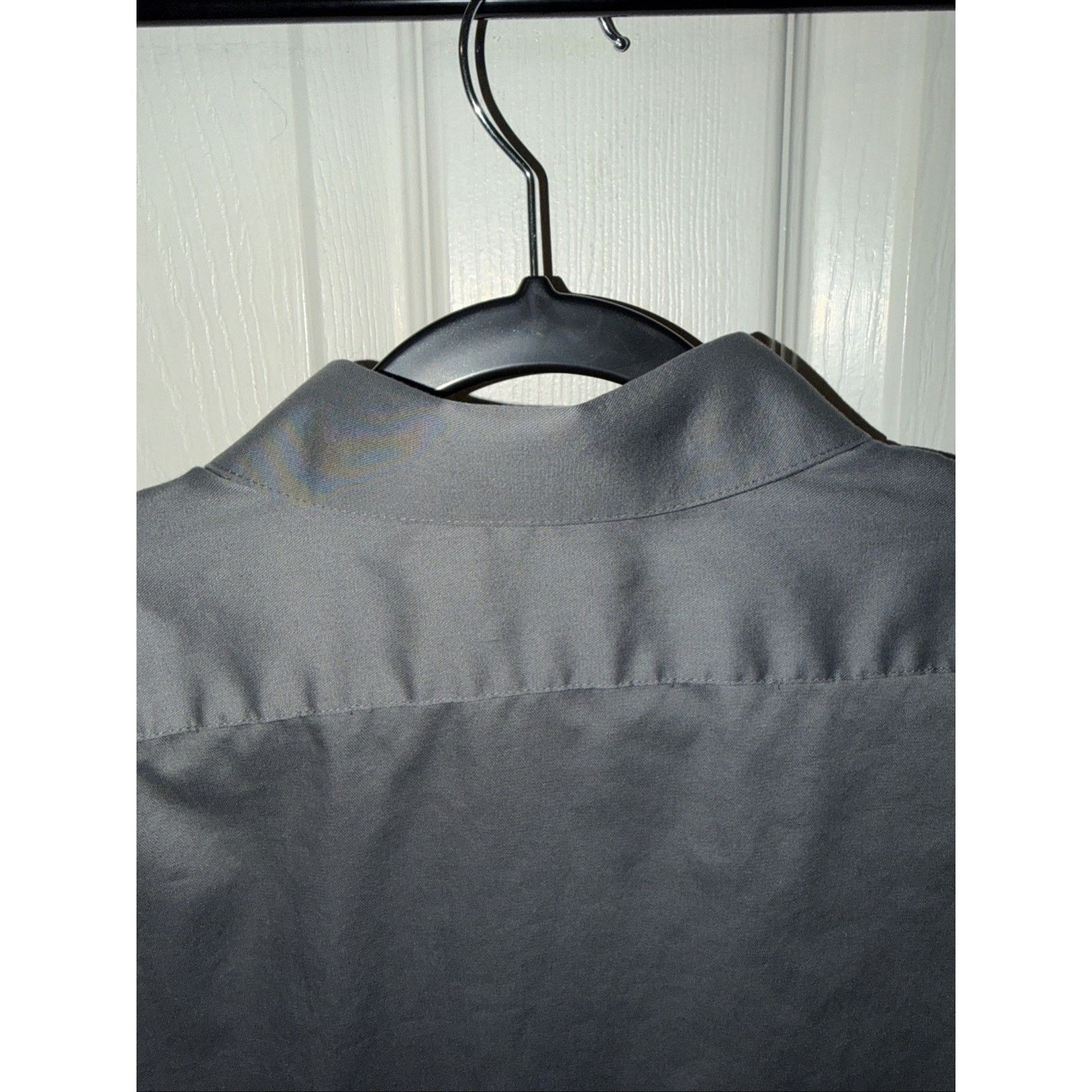 Van Heusen Van Heusen Men 18 1/2 34/35 Grey Satin Button Up Shirt Size US XXL / EU 58 / 5 - 10 Thumbnail