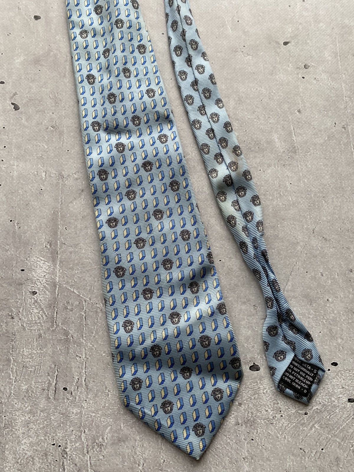 Designer Vintage 90s Gianni Versace Silk Neck Tie Made in Italy USA Size ONE SIZE - 2 Thumbnail