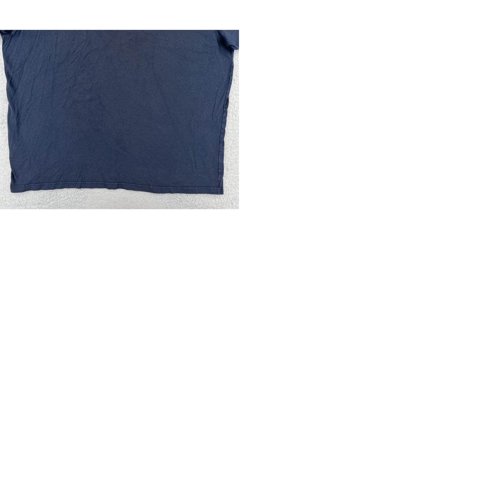Carhartt Carhartt Shirt Mens 2XL Blue Short Sleeve Crew Neck 100% Cotton Workwear Shirt Mens 2XL Blue Crew Neck Short Sleeve Cotton workwear Size US XXL / EU 58 / 5 - 10 Thumbnail