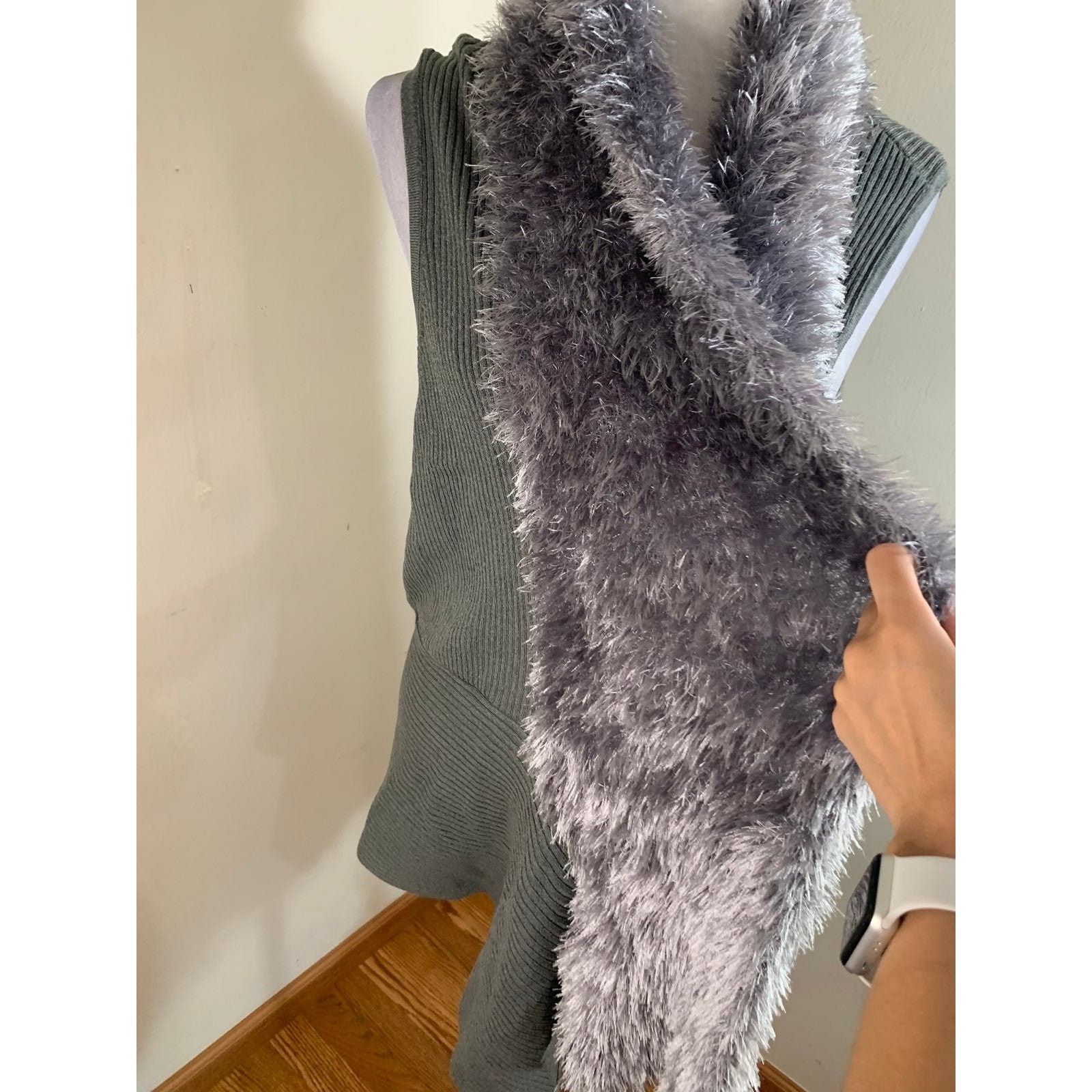Other Lauren Michelle Faux Fur Vest (onesize) Size ONE SIZE - 5 Thumbnail