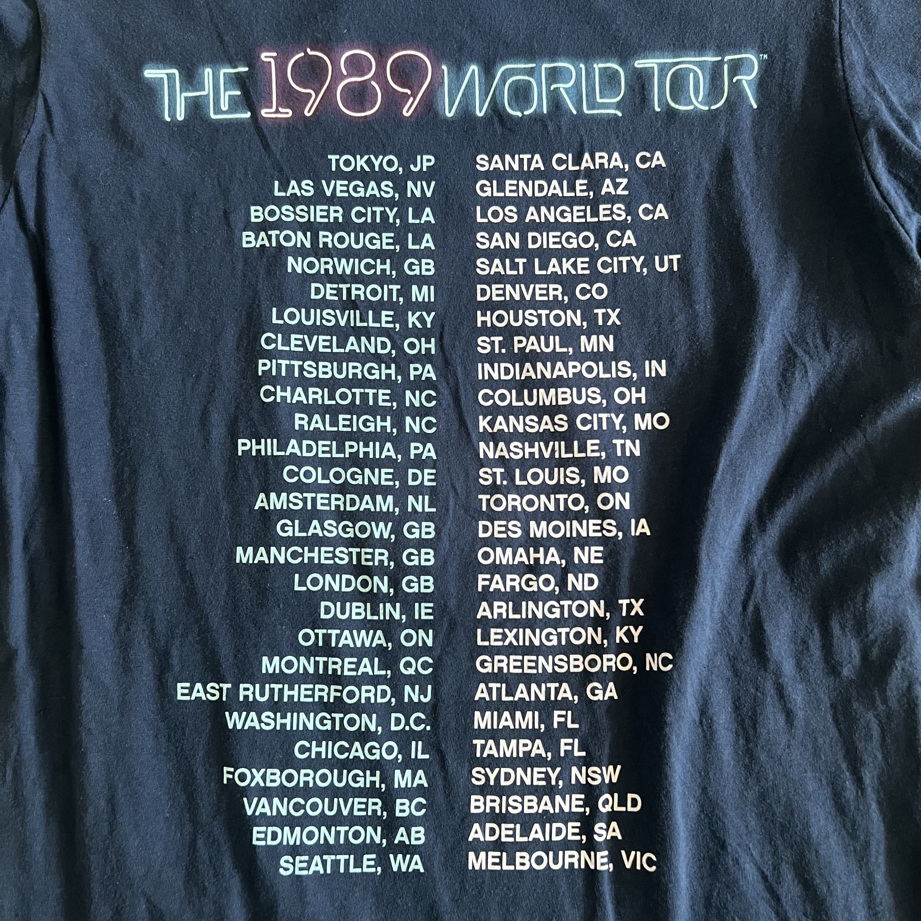 Band Tees Taylor Swift 1989 World Tour T-Shirt Pop Tee Merch Size US S / EU 44-46 / 1 - 5 Thumbnail
