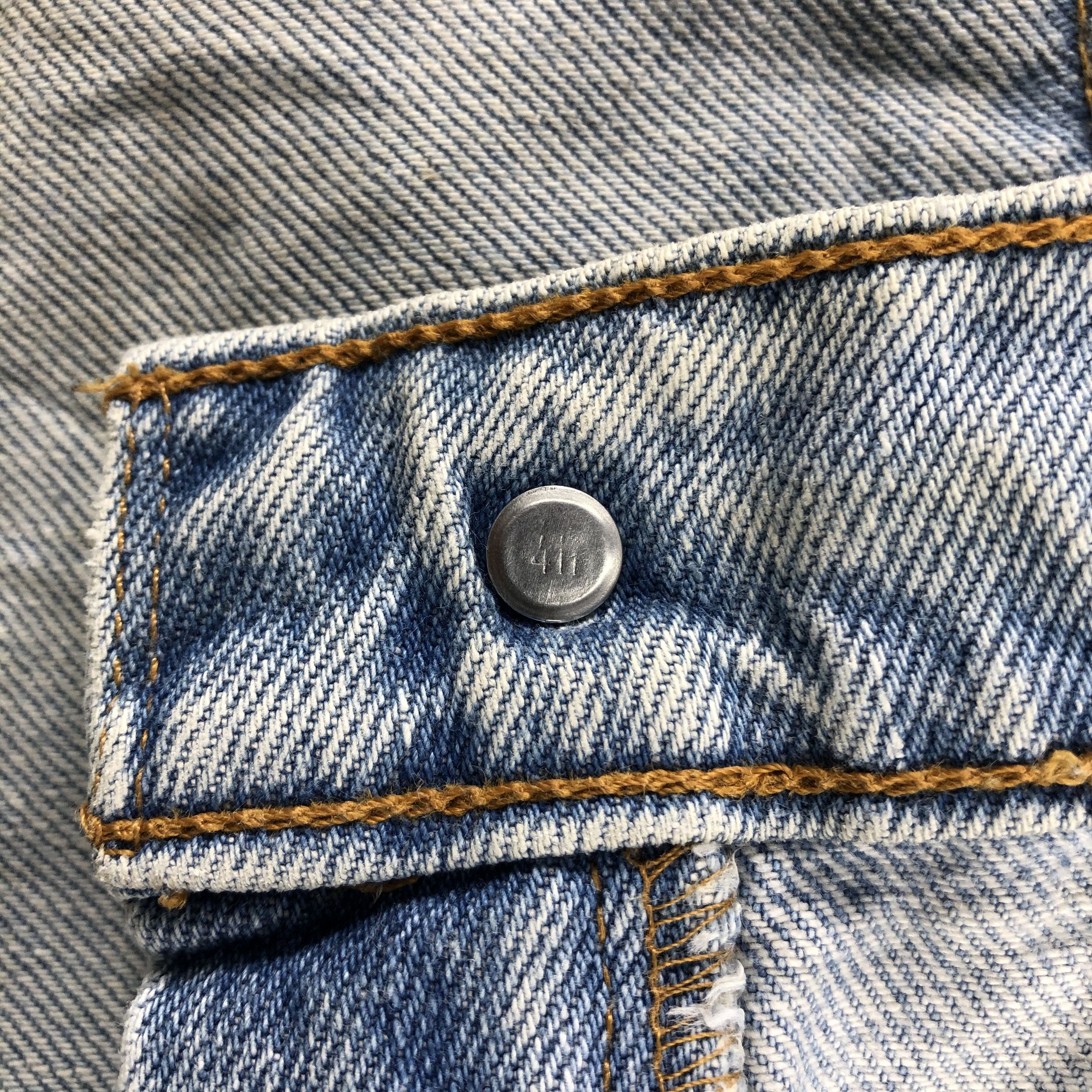 Levi's × Vintage Vintage 90s Blue Wash Levis 550 Jeans-JM2963 Size US 35 - 14 Thumbnail