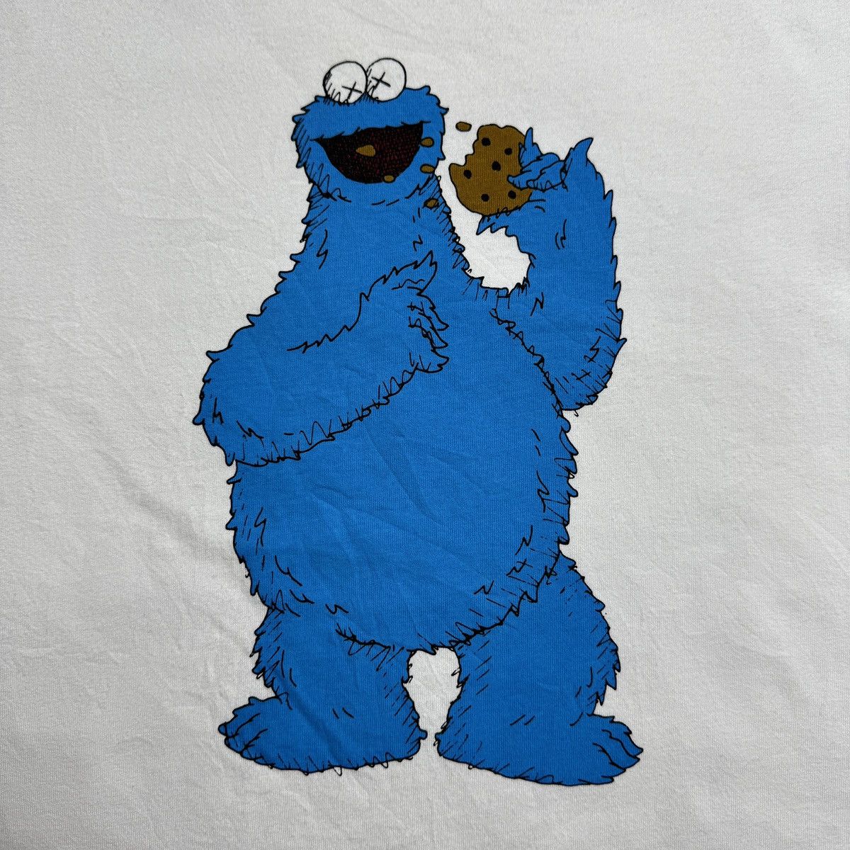 Japanese Brand Kaws sesame street Cookie monster Uniqlo artist graffiti tee Size US S / EU 44-46 / 1 - 2 Thumbnail