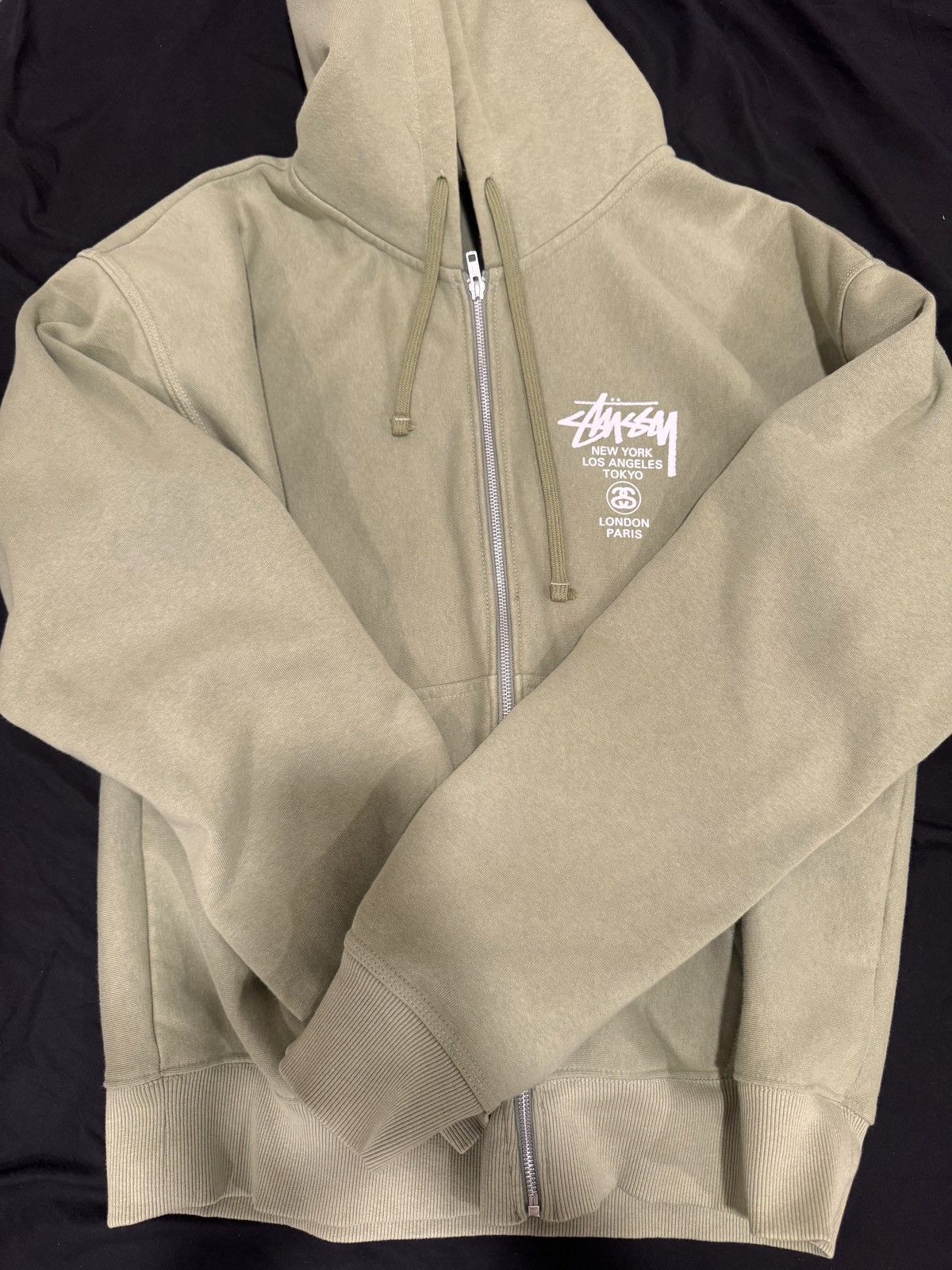 Stussy Stussy world tour zip hoodie moss Size US XL / EU 56 / 4 - 2 Thumbnail