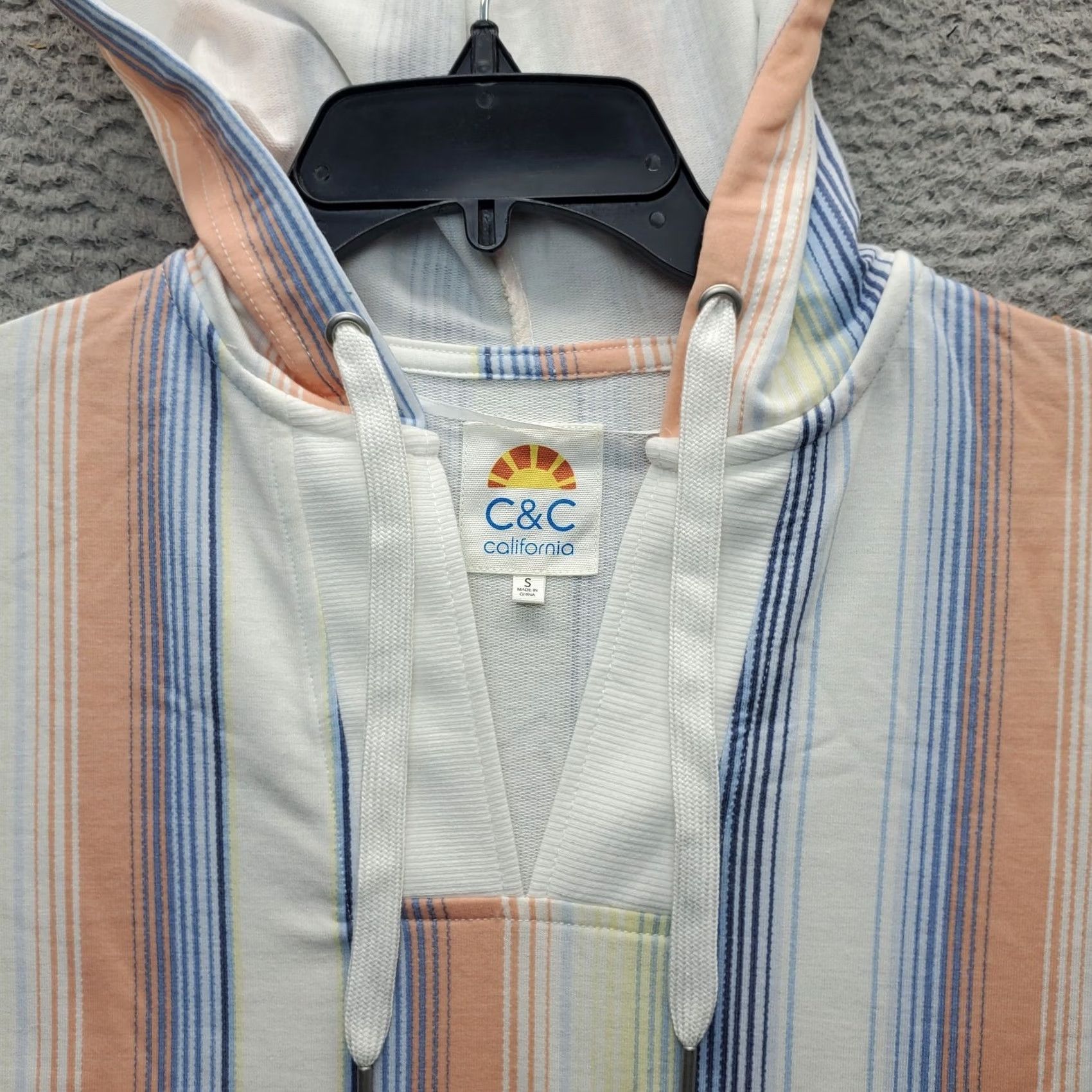 Vintage C&C California Hoodie Unisex Size S Mult striped Kangaroo Pocket Raglan Sleeve EUC Unisex Adults Mens Womens Size US S / EU 44-46 / 1 - 8 Thumbnail