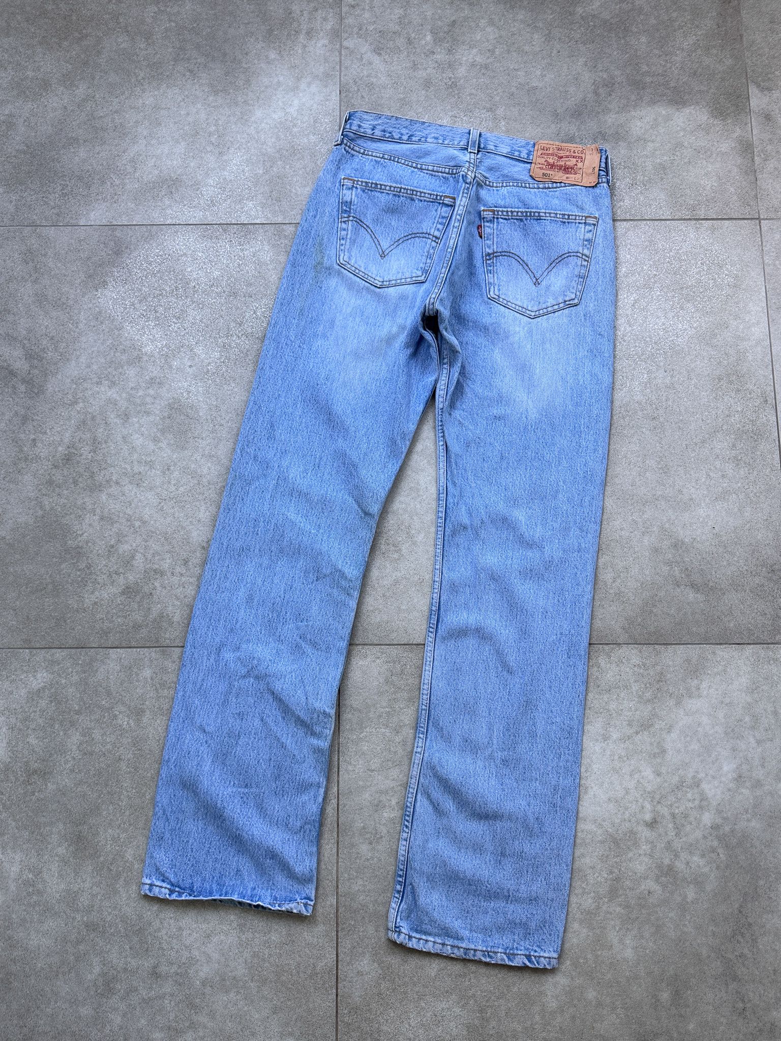 Levi's Vintage Levi's 501 Blue Denim Jeans 30x32 Size US 30 / EU 46 - 1 Thumbnail