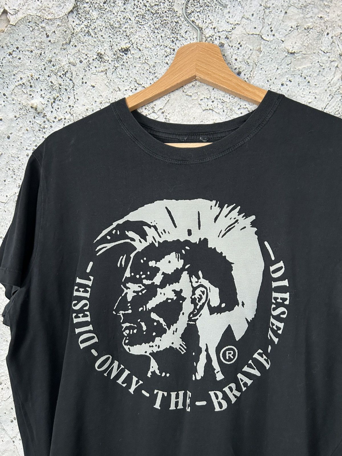 Diesel × Vintage Vintage Diesel Y2K Punk Head Graphic Tee Grunge Rock Size US XL / EU 56 / 4 - 3 Thumbnail