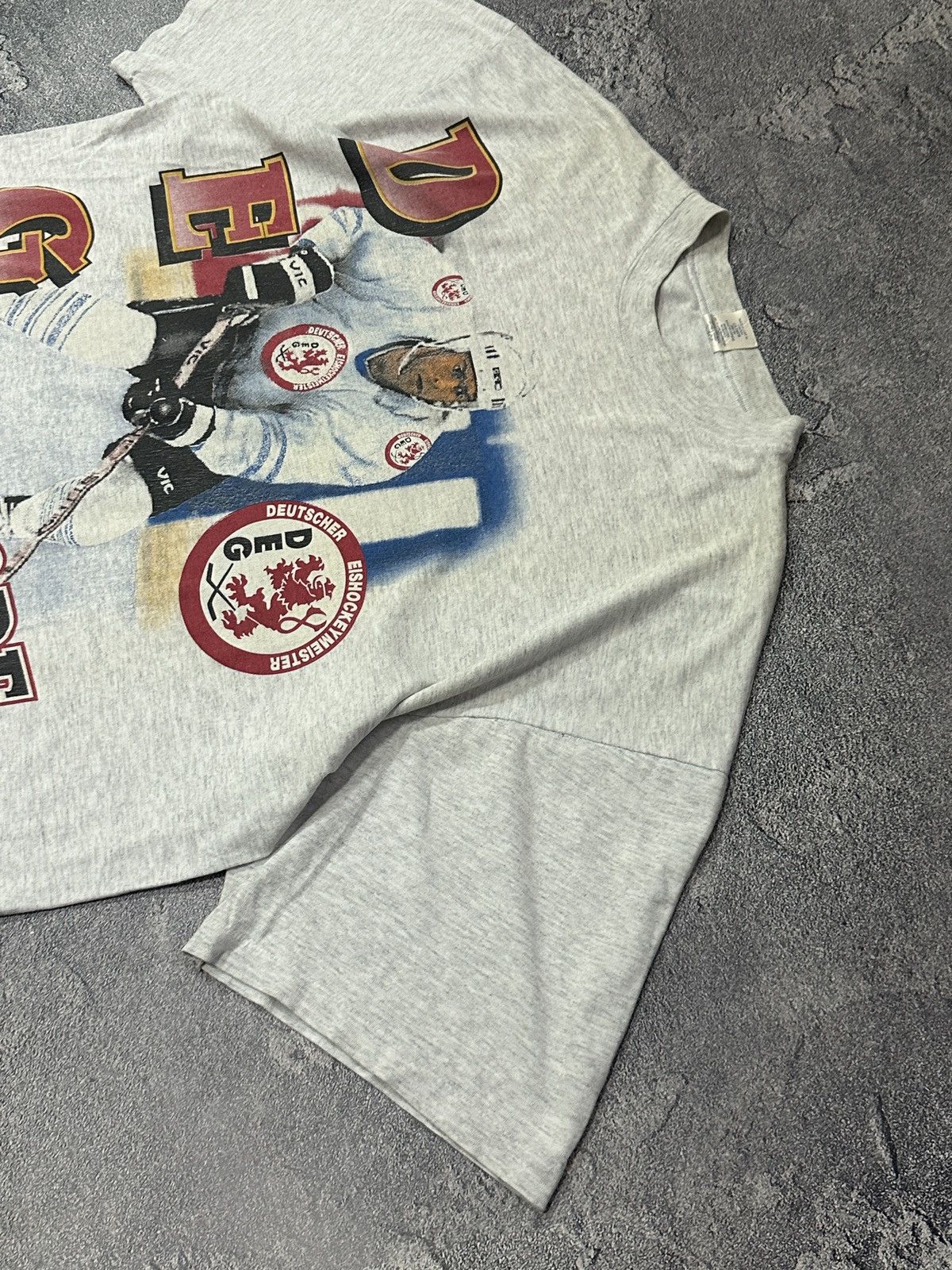 Vintage 90s Dusseldorf DEG Team Hockey Shirt XL Made in Canada Size US XL / EU 56 / 4 - 4 Thumbnail