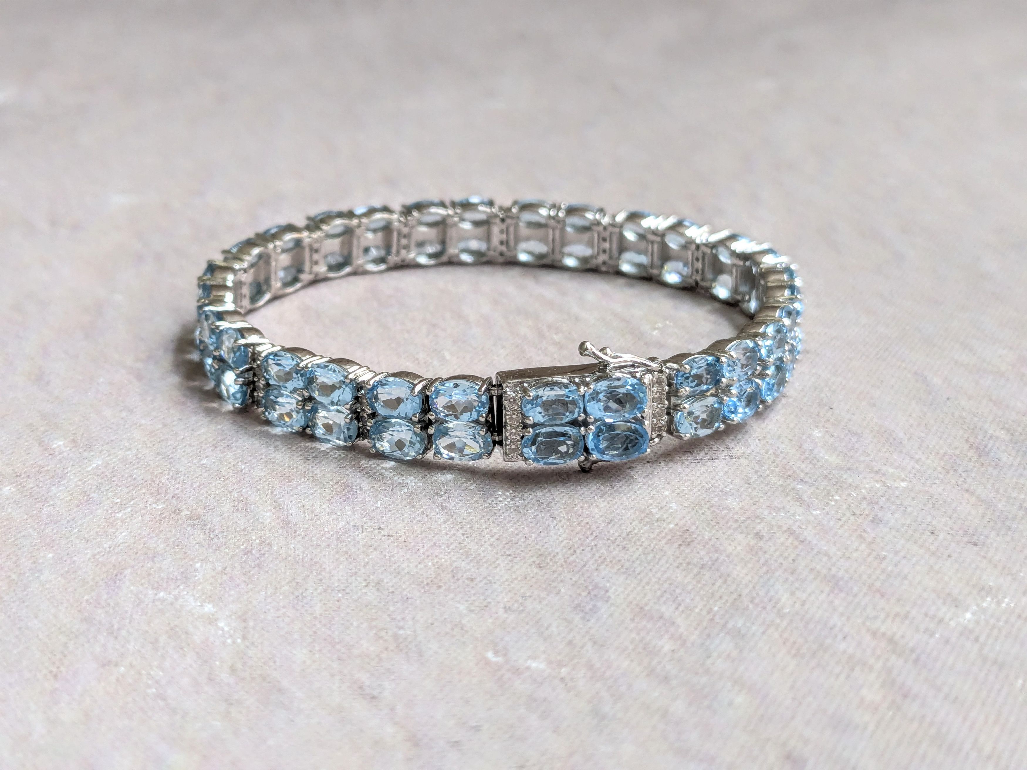 Jewelry Sterling Silver Tennis Bracelet Blue Topaz Oval 7.5 Size ONE SIZE - 1 Thumbnail