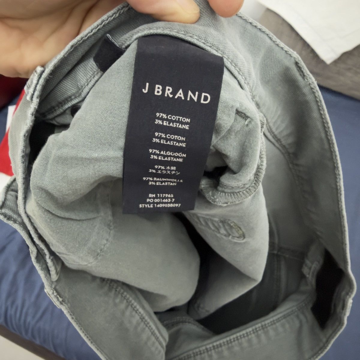 J Brand J Brand Size US 30 / EU 46 - 6 Thumbnail