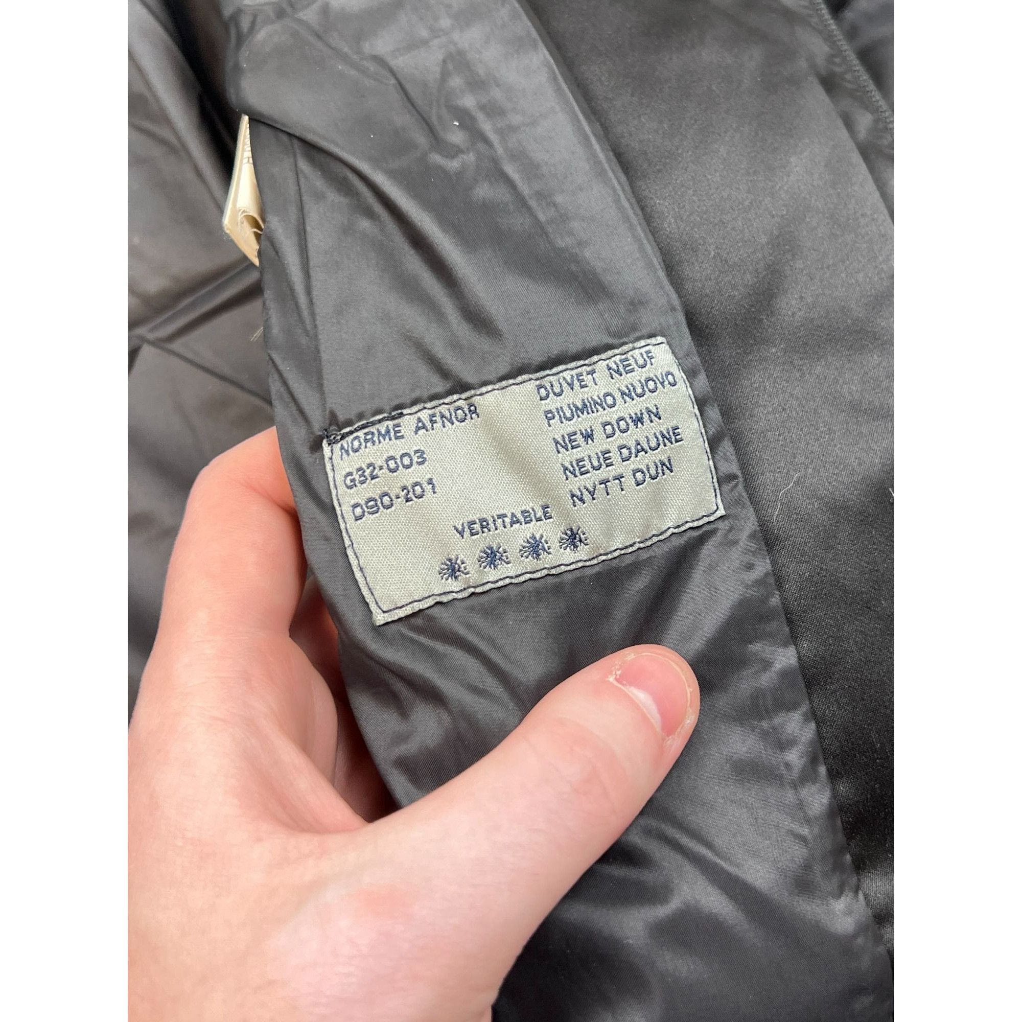 Moncler Moncler Vintage Satin Down Coat Jacket (Y0660) Size S / US 4 / IT 40 - 8 Thumbnail