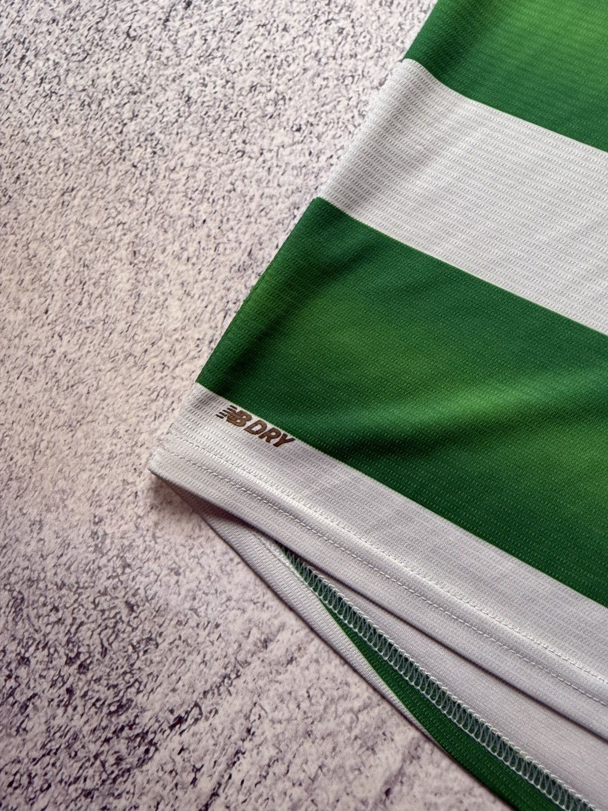 Other Celtic Jersey 2016/2017 Home Football Soccer Shirt Mens Home Size US M / EU 48-50 / 2 - 16 Thumbnail