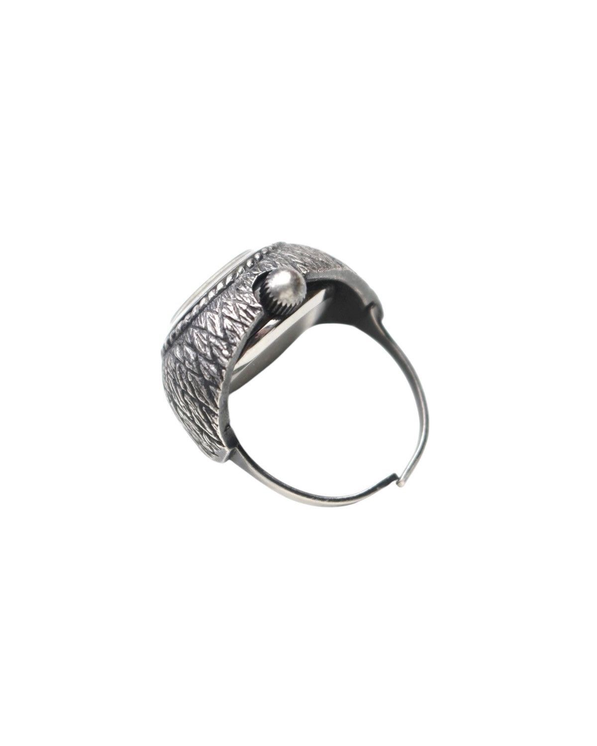Seiko 1970S SEIKO 17-JEWEL MINIATURE MANUAL WINDING WATCH RING Size ONE SIZE - 3 Thumbnail