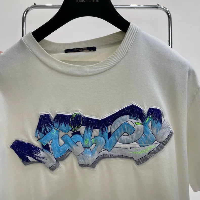 Louis Vuitton Louis Vuitton Blue foam embroidered short sleeve Size US L / EU 52-54 / 3 - 4 Thumbnail