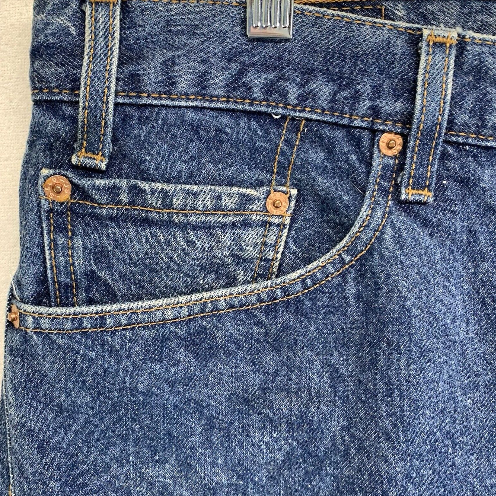 Levi's VINTAGE Levi's 505 Jeans Men's 42x30 Straight Fit Blue Denim 90s Retro Cowboy Size US 42 / EU 58 - 6 Thumbnail