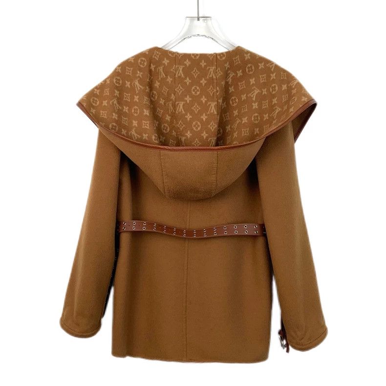 Louis Vuitton Louis Vuitton Brown interior logo, full print, hooded belt Size XXS / US 00 / IT 34 - 2 Thumbnail