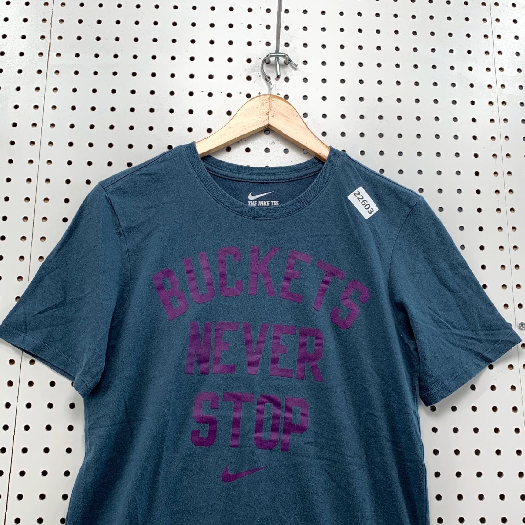 Nike Nike Dri-FIT Shirt Blue Buckets Never Stop Swoosh Adult Small Mens Short Sleeve Crew Neck 17x27 Size US S / EU 44-46 / 1 - 2 Thumbnail