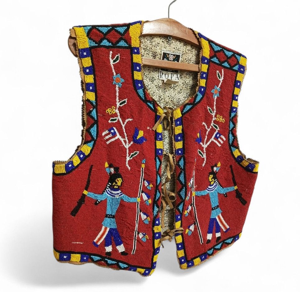 Other 80's LimitedEdition Hairston Roberson Beaded Vest Native Art Size ONE SIZE - 2 Thumbnail