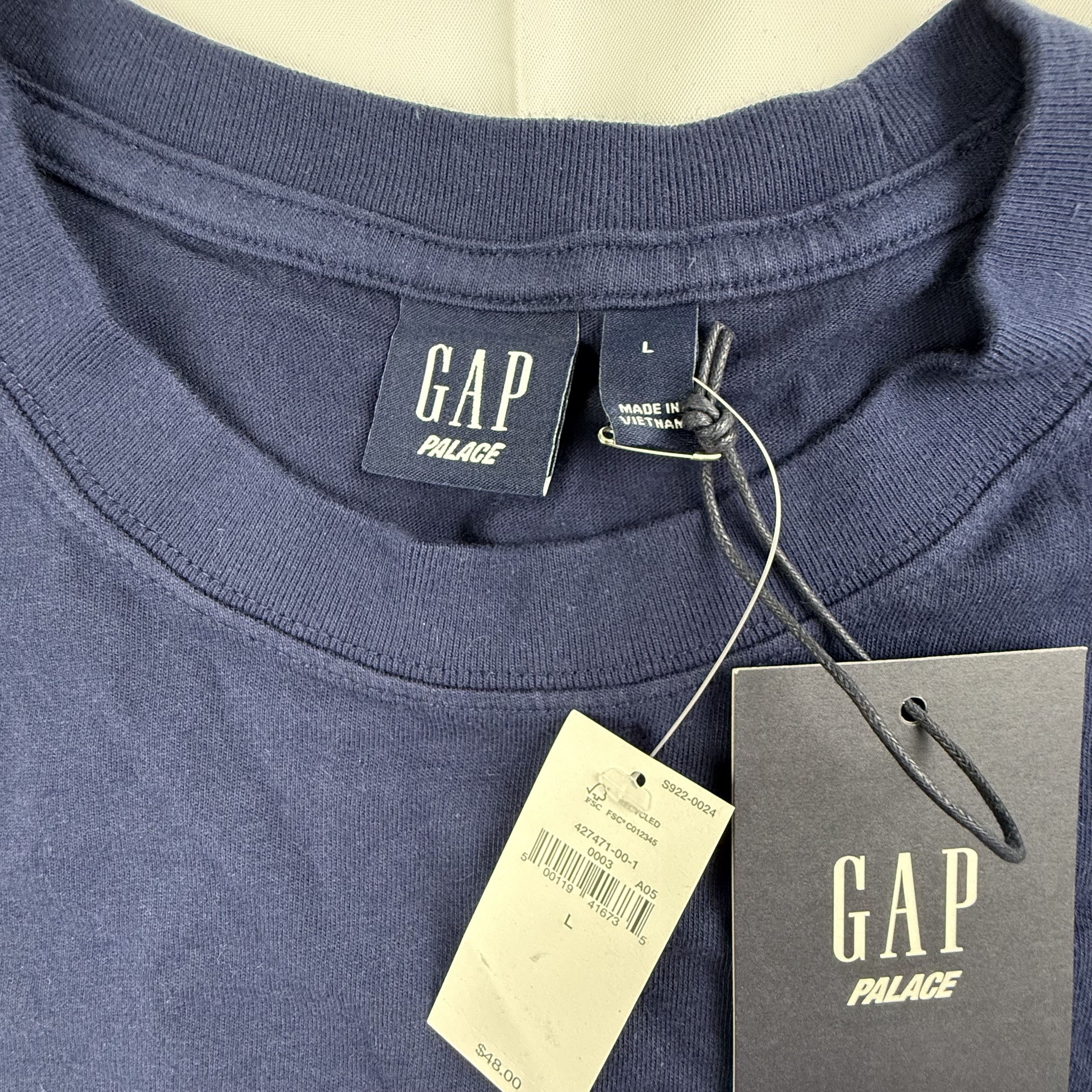Gap GAP x Palace Logo T-Shirt Mens NWT GAP x Palace Size US L / EU 52-54 / 3 - 3 Thumbnail