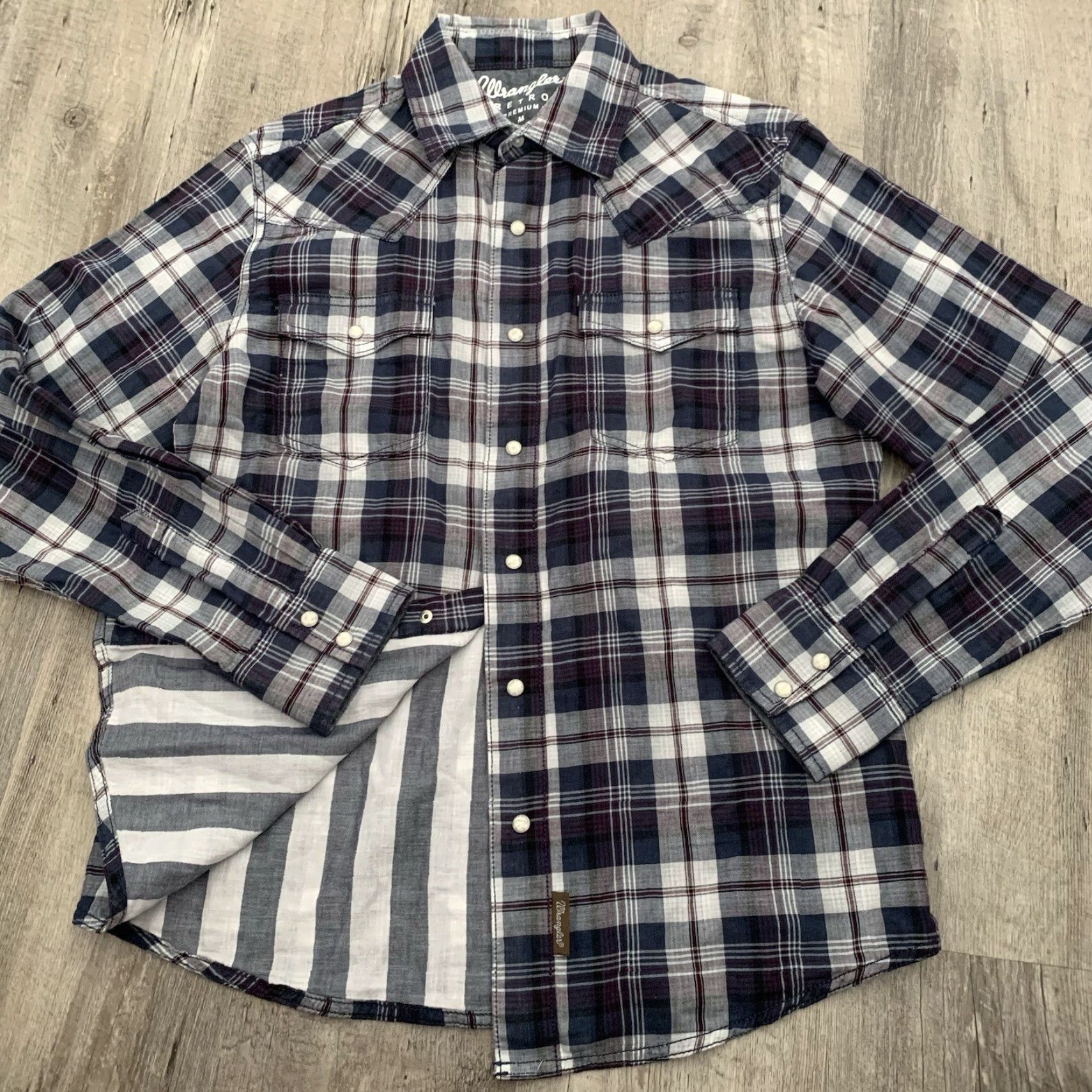 Wrangler Wrangler Retro Premium Shirt Mens Medium Blue Plaid Western Pearl Snap Cowboy Shirt Size US M / EU 48-50 / 2 - 5 Thumbnail