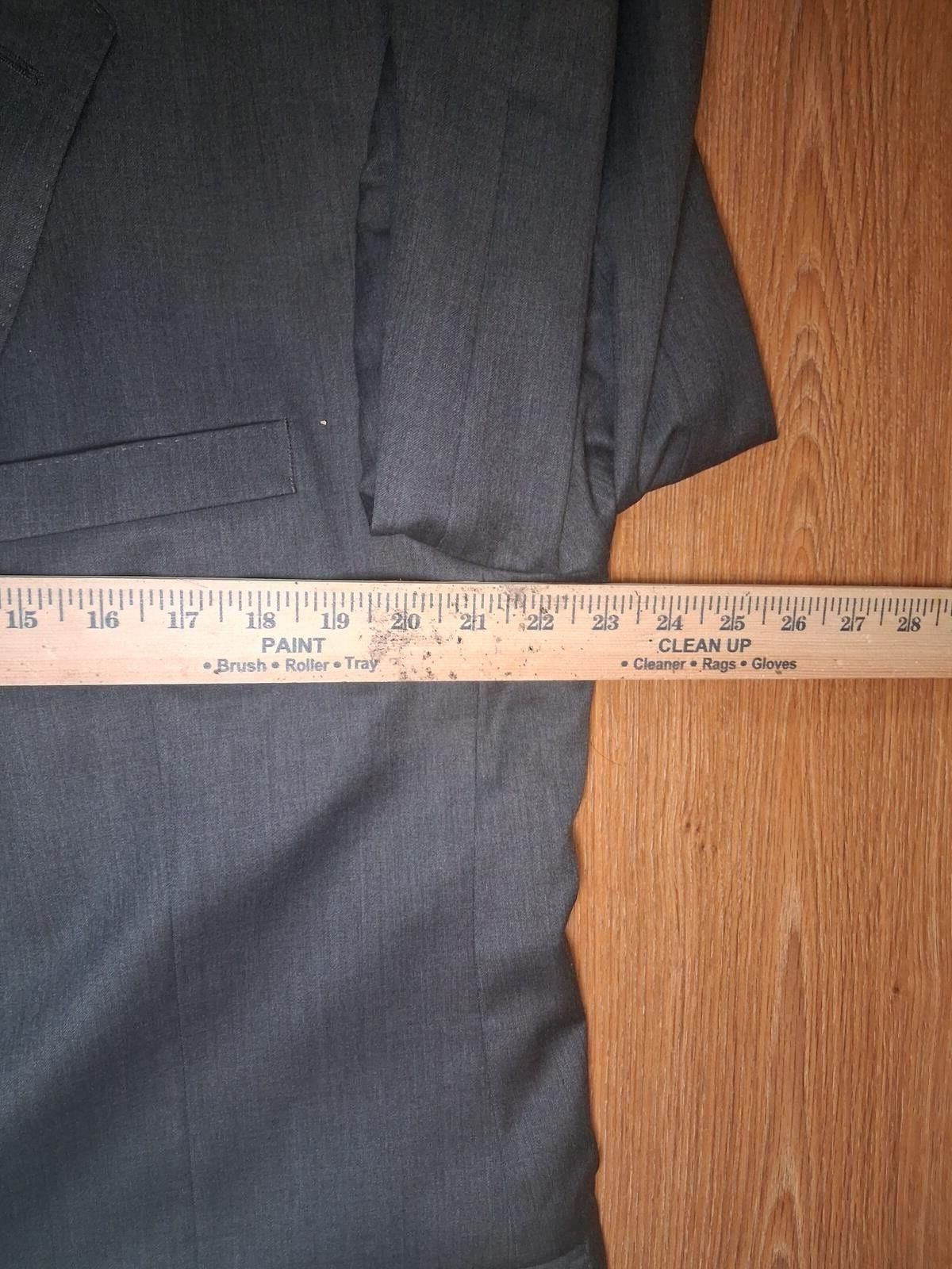 Joseph & Feiss Joseph & Feiss 2 Piece Suit Mens 44L 39x32 Gray 100% Wool Size 44L - 10 Thumbnail
