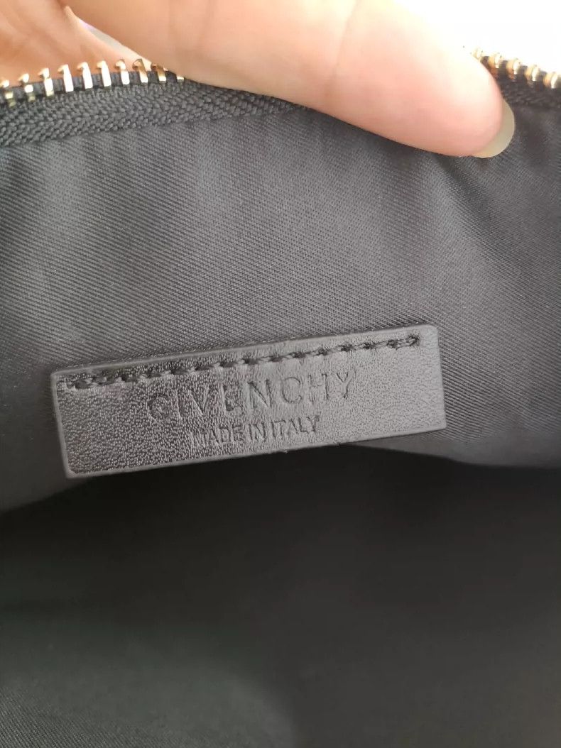 Givenchy Givenchy Men's clutch bag, classic black Size ONE SIZE - 6 Thumbnail