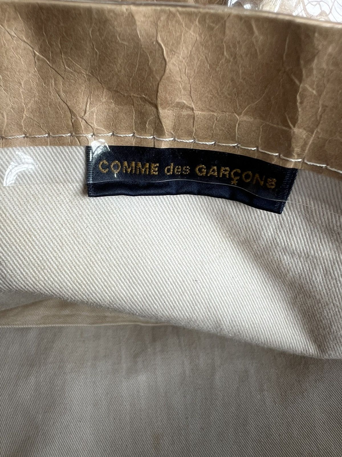 Comme des Garcons Comme des Garçons Spellout PVC Paper Brown Shoulder Tote Bag Size ONE SIZE - 11 Thumbnail