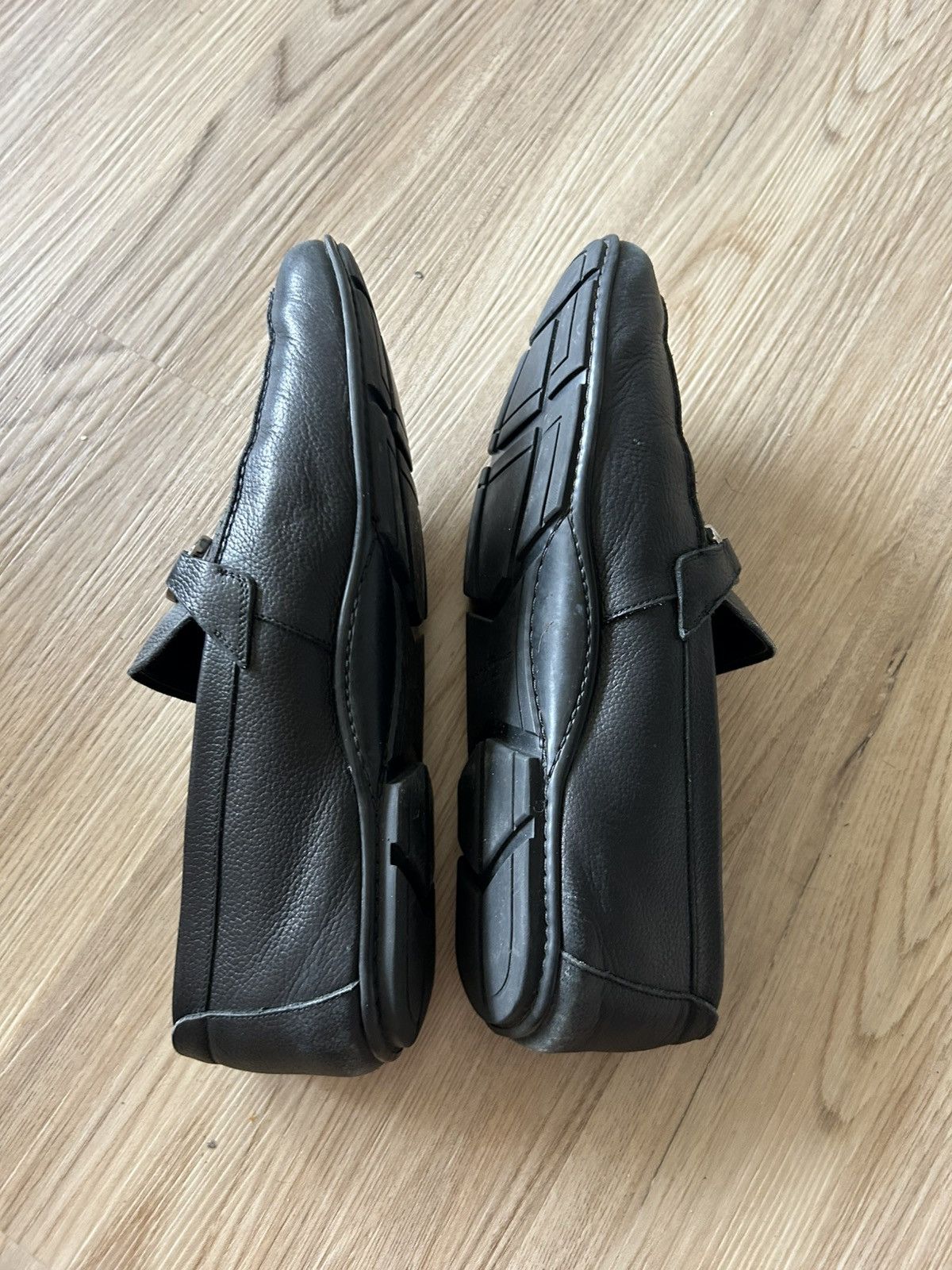 Salvatore Ferragamo Salvatore Ferragamo Black Leather Loafers Size US 7 / EU 40 - 8 Thumbnail