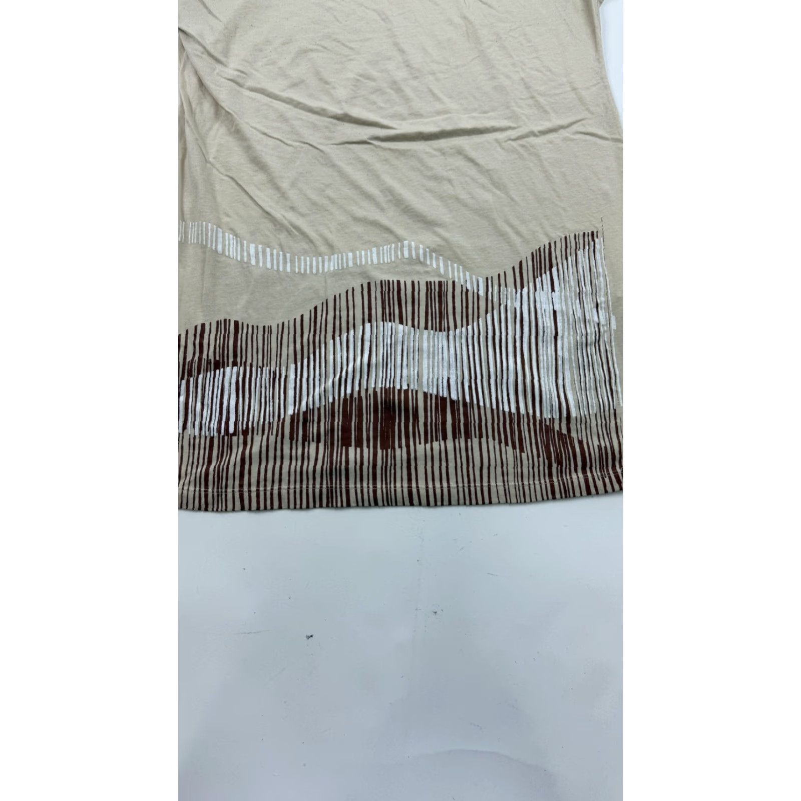 Vintage Tonlé Shirt Womens L Beige Brown White Graphic Tee Sustainable Cambodia Art Teraced Hand-Painted Size L / US 10 / IT 46 - 2 Thumbnail