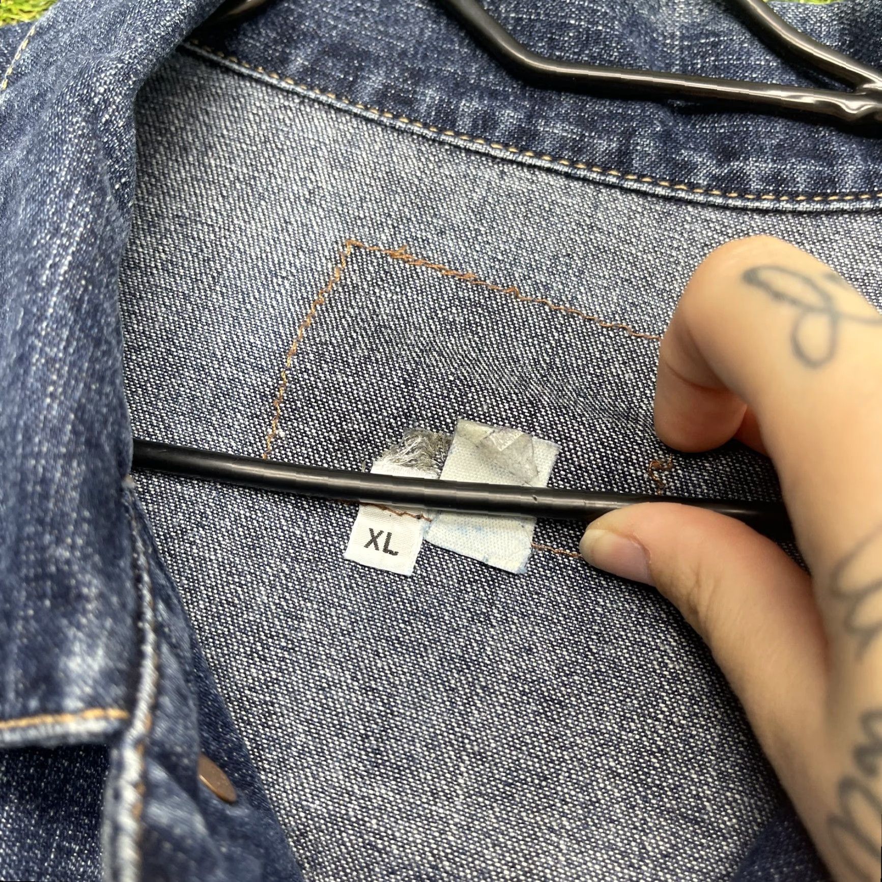 Guess GUESS Denim Jacket Mens XL Blue Trucker Workwear Vintage Style Casual Cockpit All Seasons Size US 36 / EU 52 - 7 Thumbnail