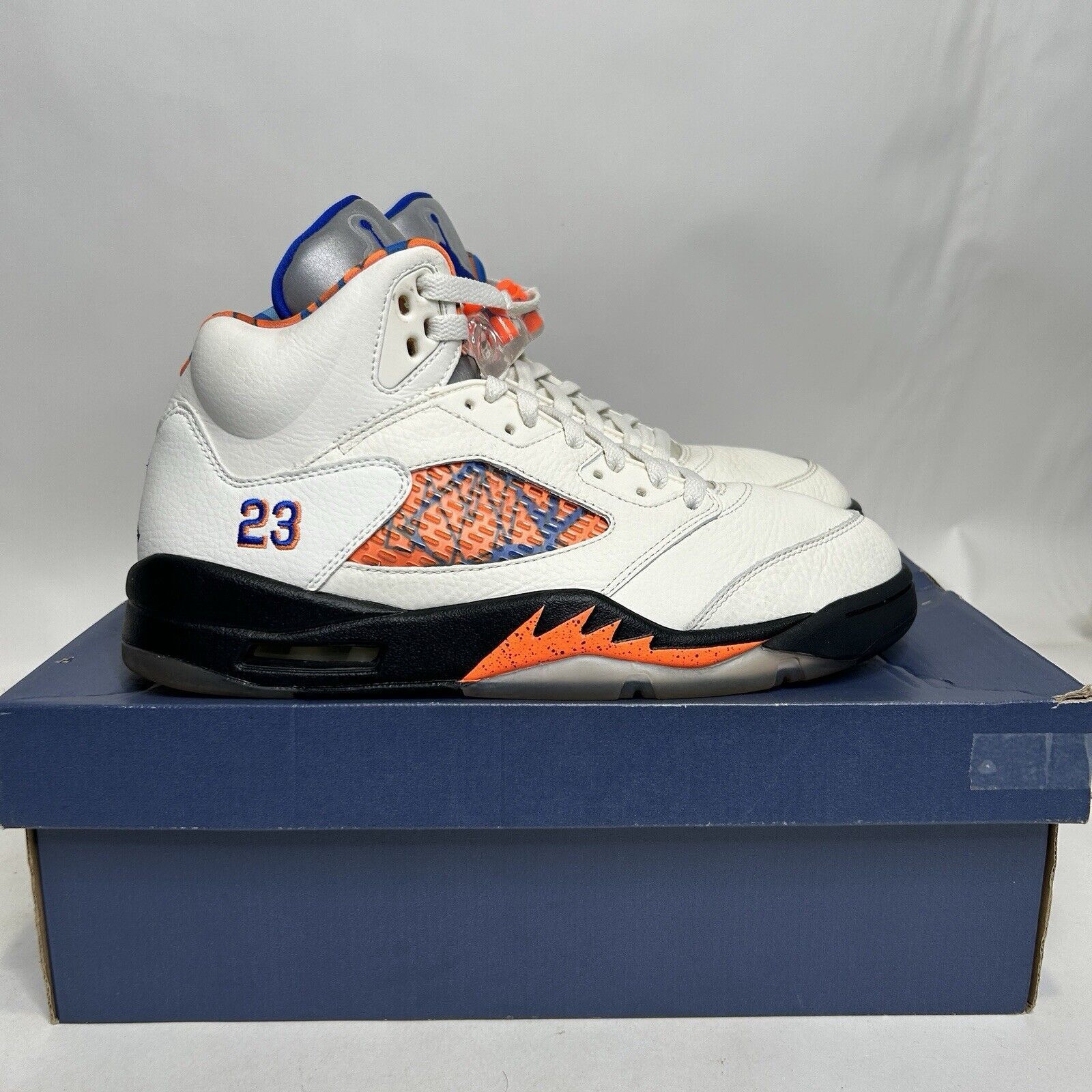 Jordan Brand Nike Air Jordan 5 Retro OG “International Flight” 2024 Size US 9.5 / EU 42-43 - 4 Thumbnail