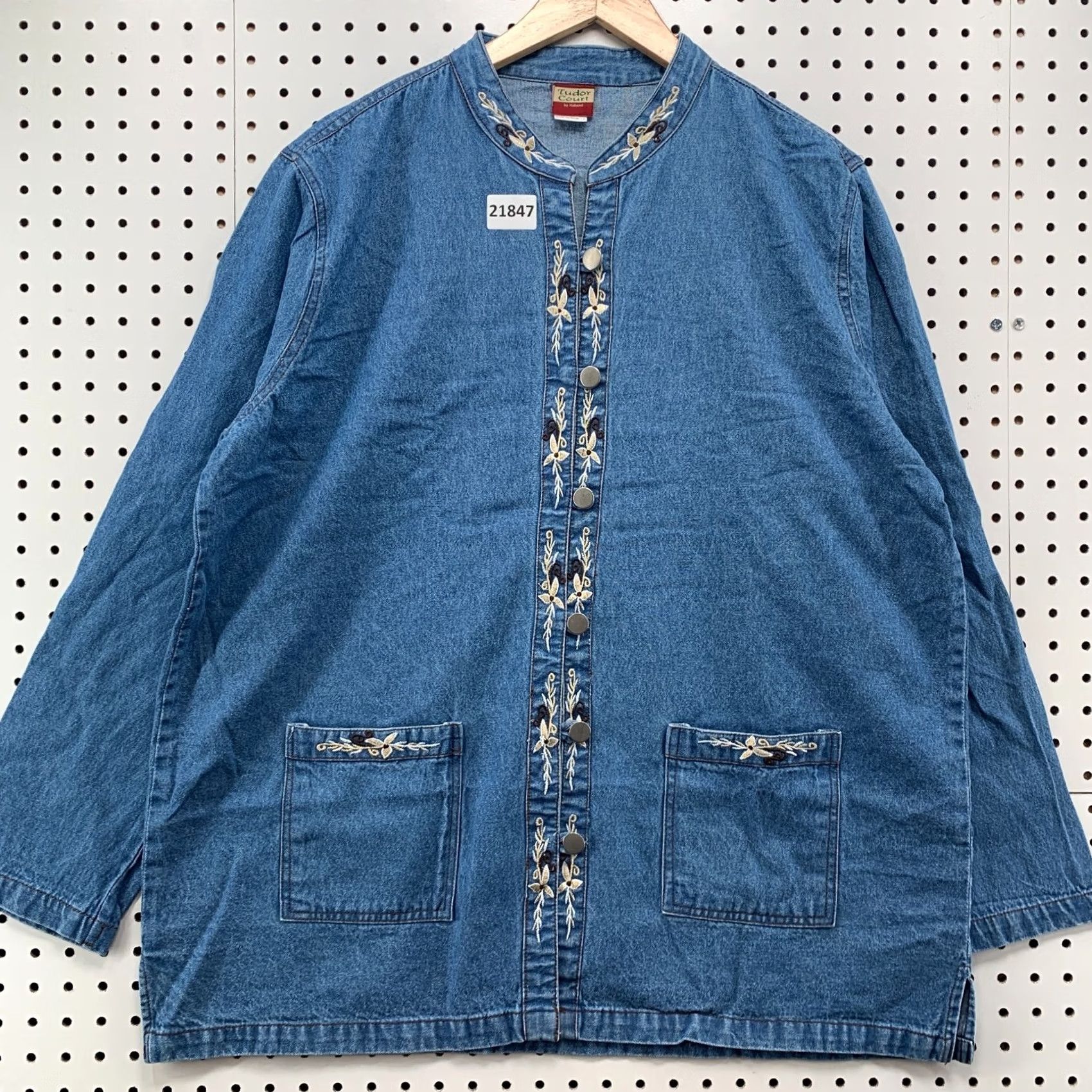 Haband Haband Tudor Court Denim Button Jacket Womens XL Long Sleeve Embroidered Floral Blue Denim Jacket Size XL / US 12-14 / IT 48-50 - 6 Thumbnail
