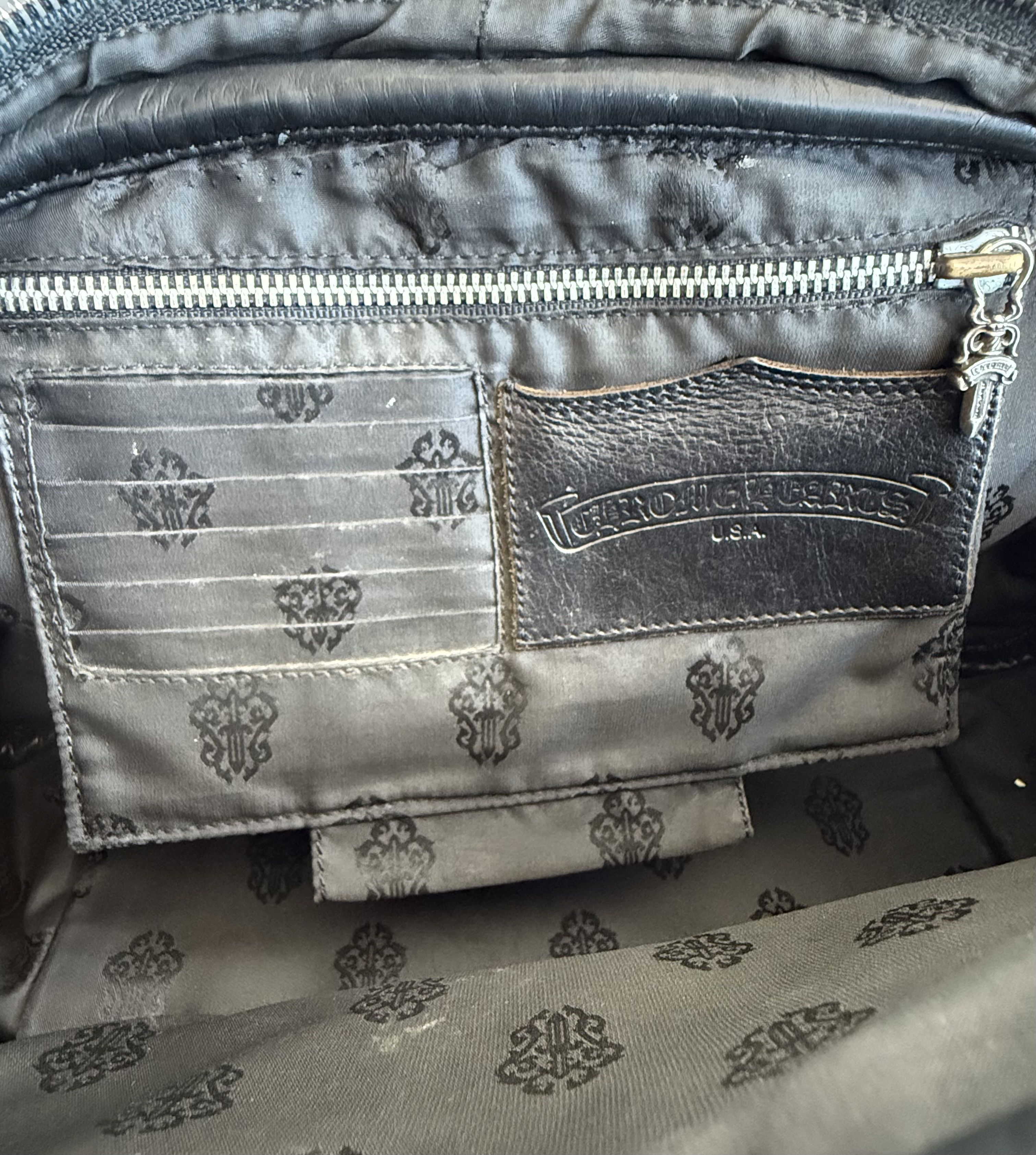Chrome Hearts Chrome Hearts Burgundy Leather Fleur Patch Bowling Bag Size ONE SIZE - 7 Thumbnail