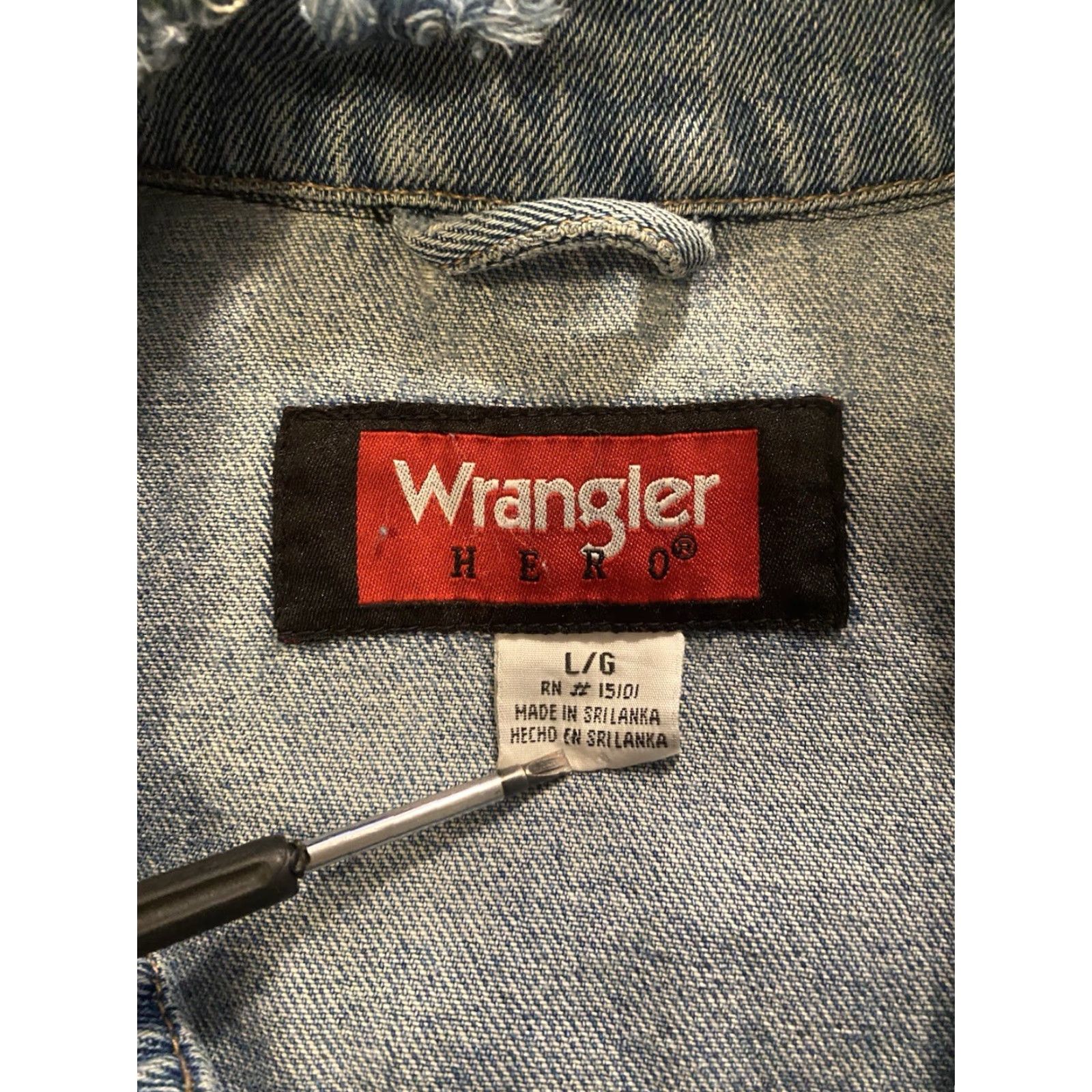 Wrangler VINTAGE Wrangler Hero Denim Trucker Jean Jacket Mens Large Blue Denim Jacket Casual Western 90s Cowboy Size US 33 - 3 Thumbnail