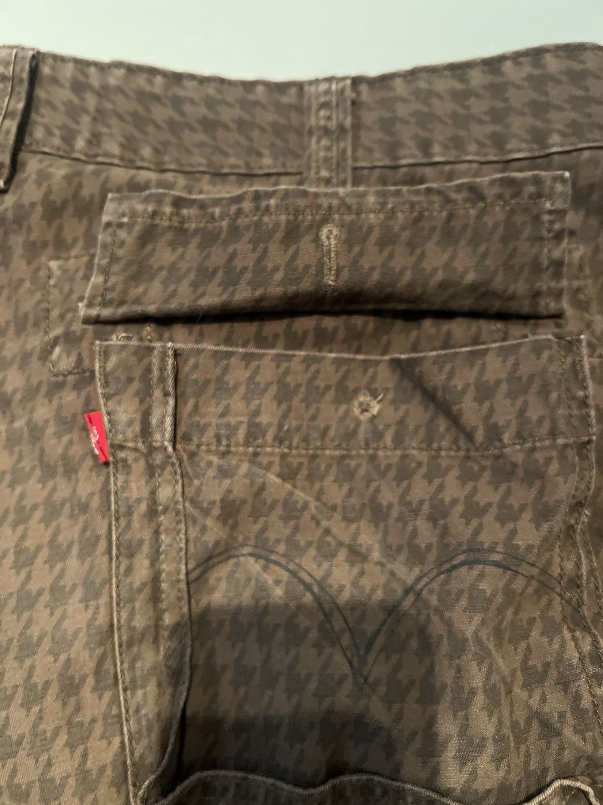 Levi's Vintage Clothing levi silver tab cargo shorts savannah Size US 38 / EU 54 - 2 Thumbnail