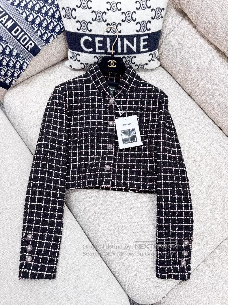 Chanel Chanel Pink plaid flower glazed buckle tweed long-sleeved Size XS / US 0-2 / IT 36-38 - 2 Thumbnail