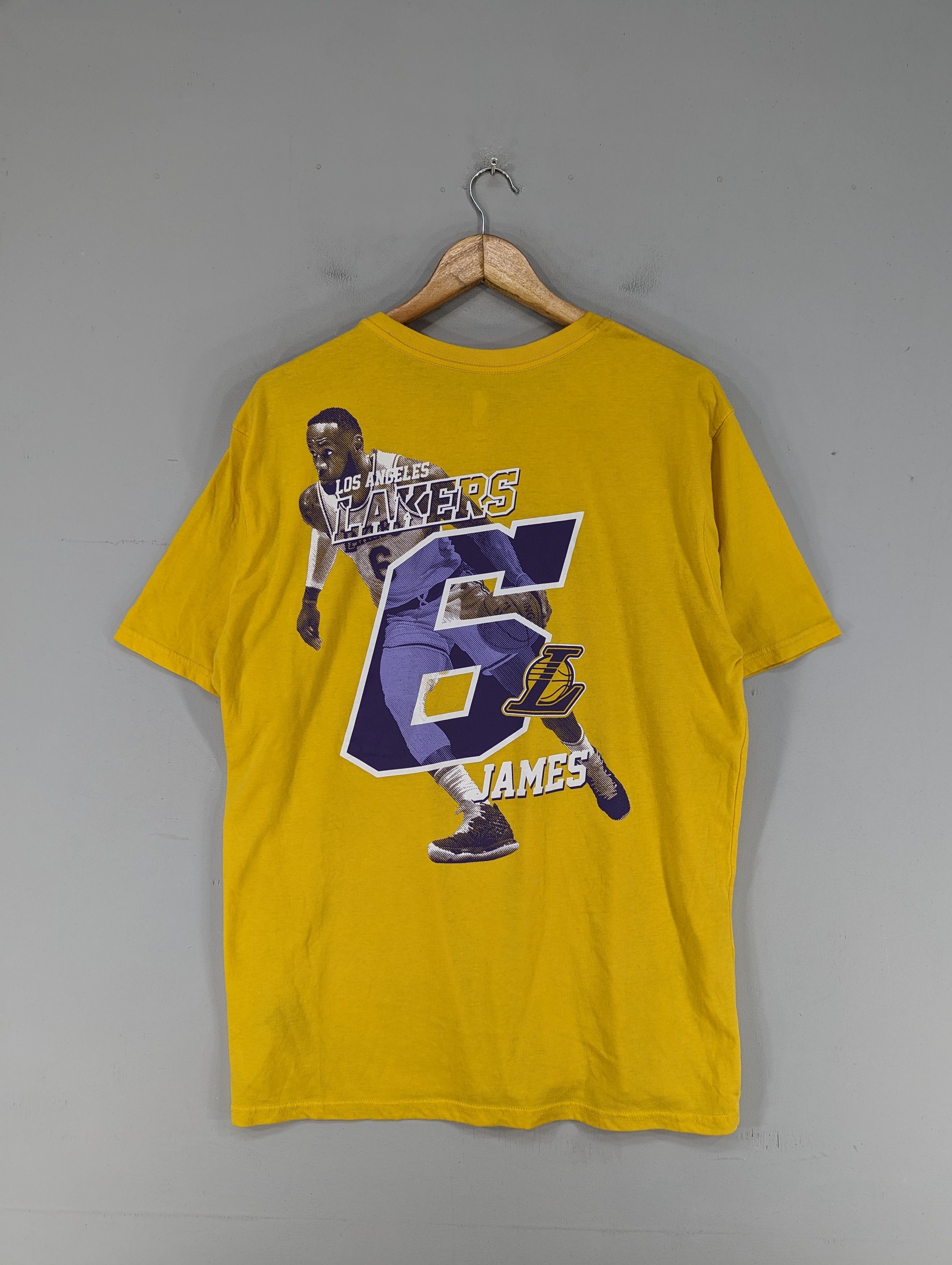 image of lebron James Pro Player Nba Lakers Tshirt, Men's (Size XL)