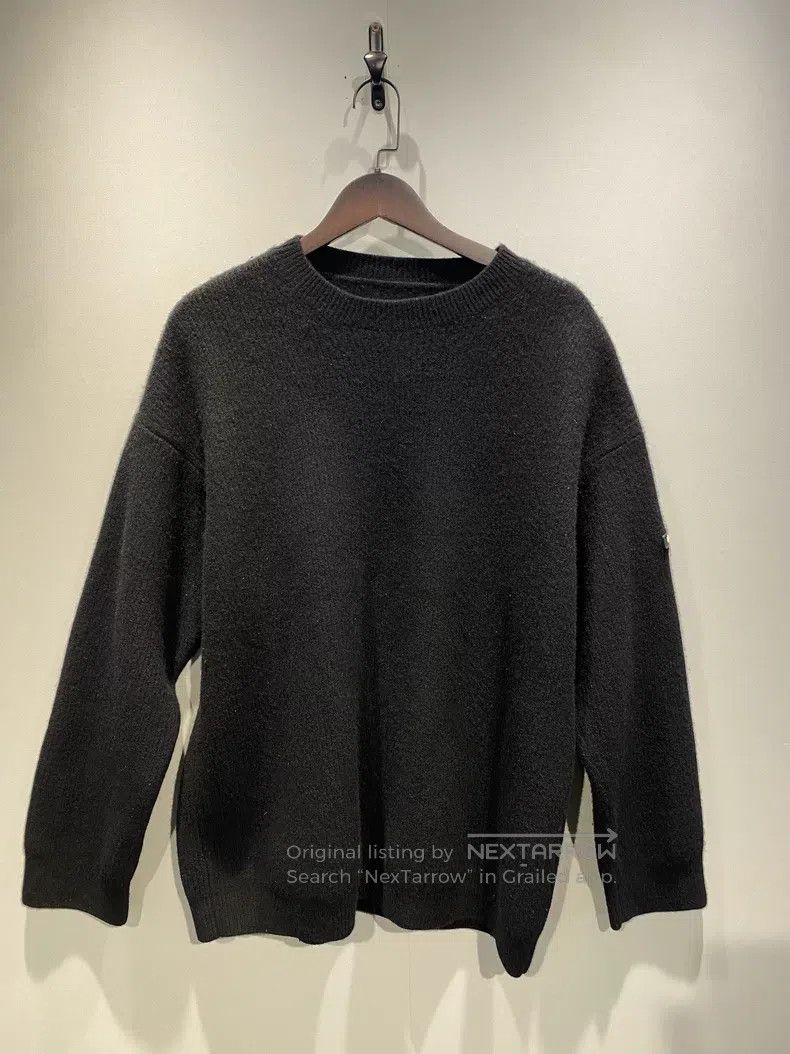 Balenciaga Balenciaga Wool knitted sweater, sleeve logo solid color Size US XL / EU 56 / 4 - 1 Thumbnail