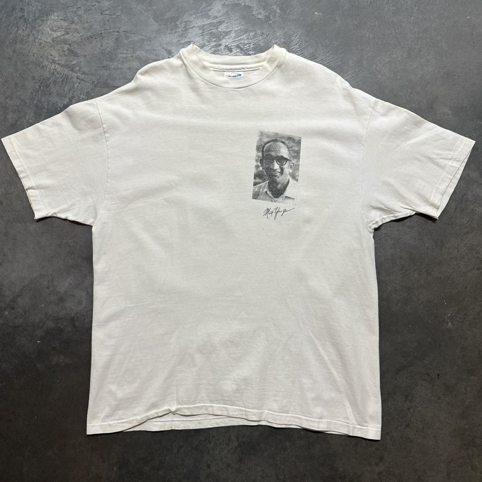 Vintage Woodstock 69 Max Yasgur Vintage 90s Drug Graphic T-Shirt Size US XL / EU 56 / 4 - 5 Thumbnail