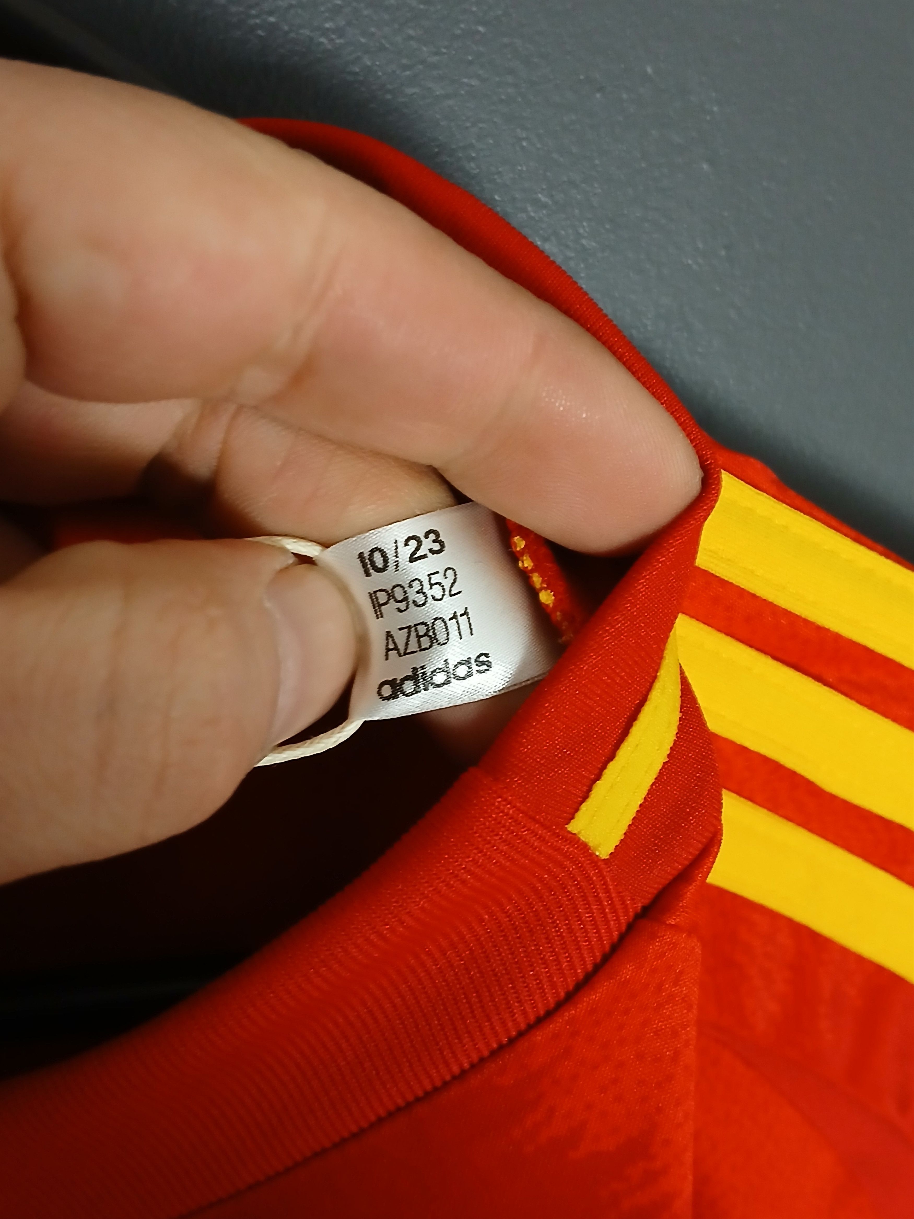 Adidas New Spain National Football Team 24/25 Home Jersey T-Shirt Size L / US 10 / IT 46 - 7 Thumbnail